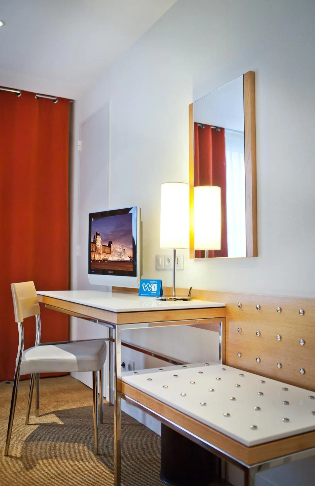 Seating area in Hôtel Albe Saint Michel