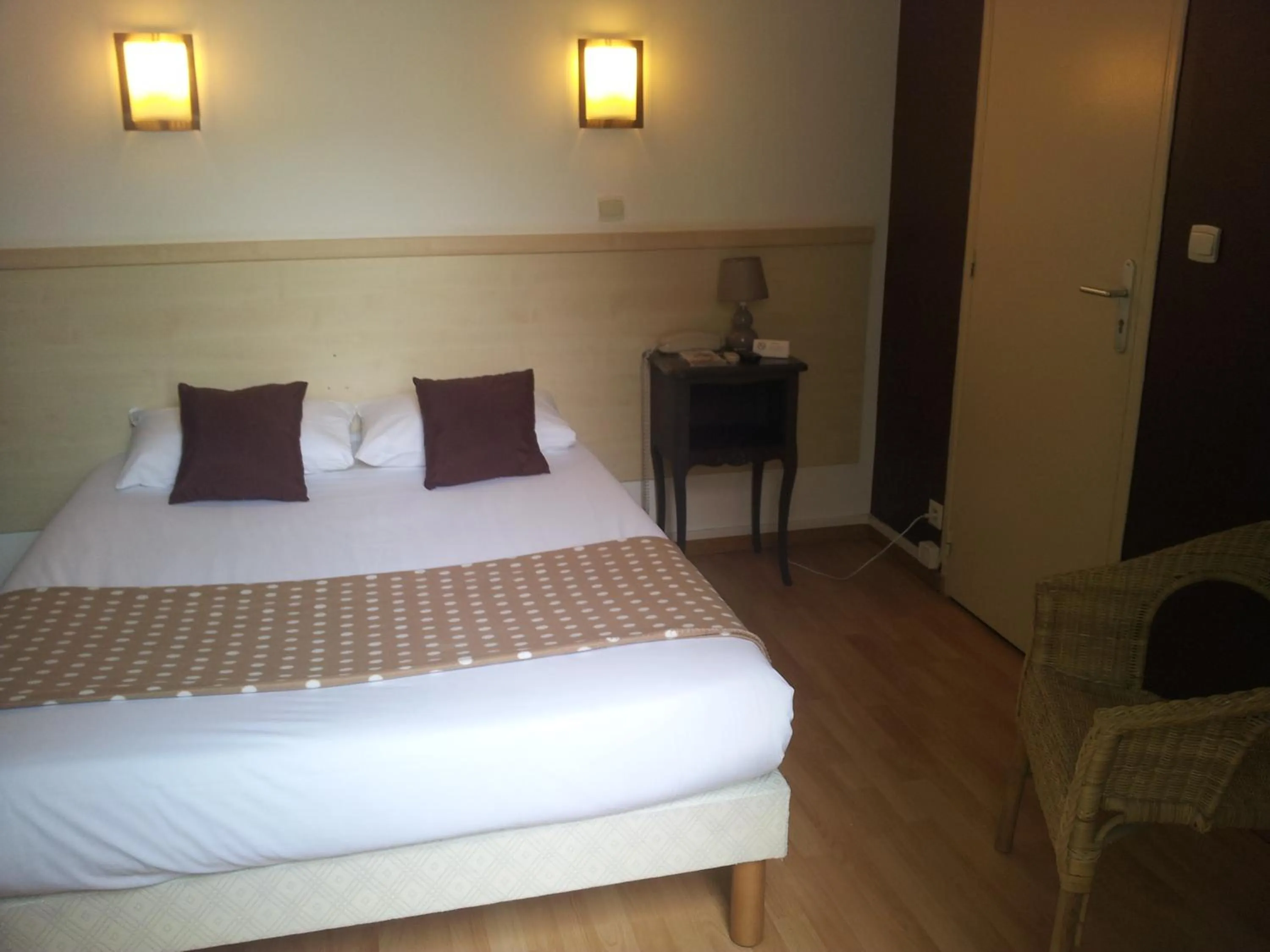 Photo of the whole room, Bed in Hôtel Du Midi