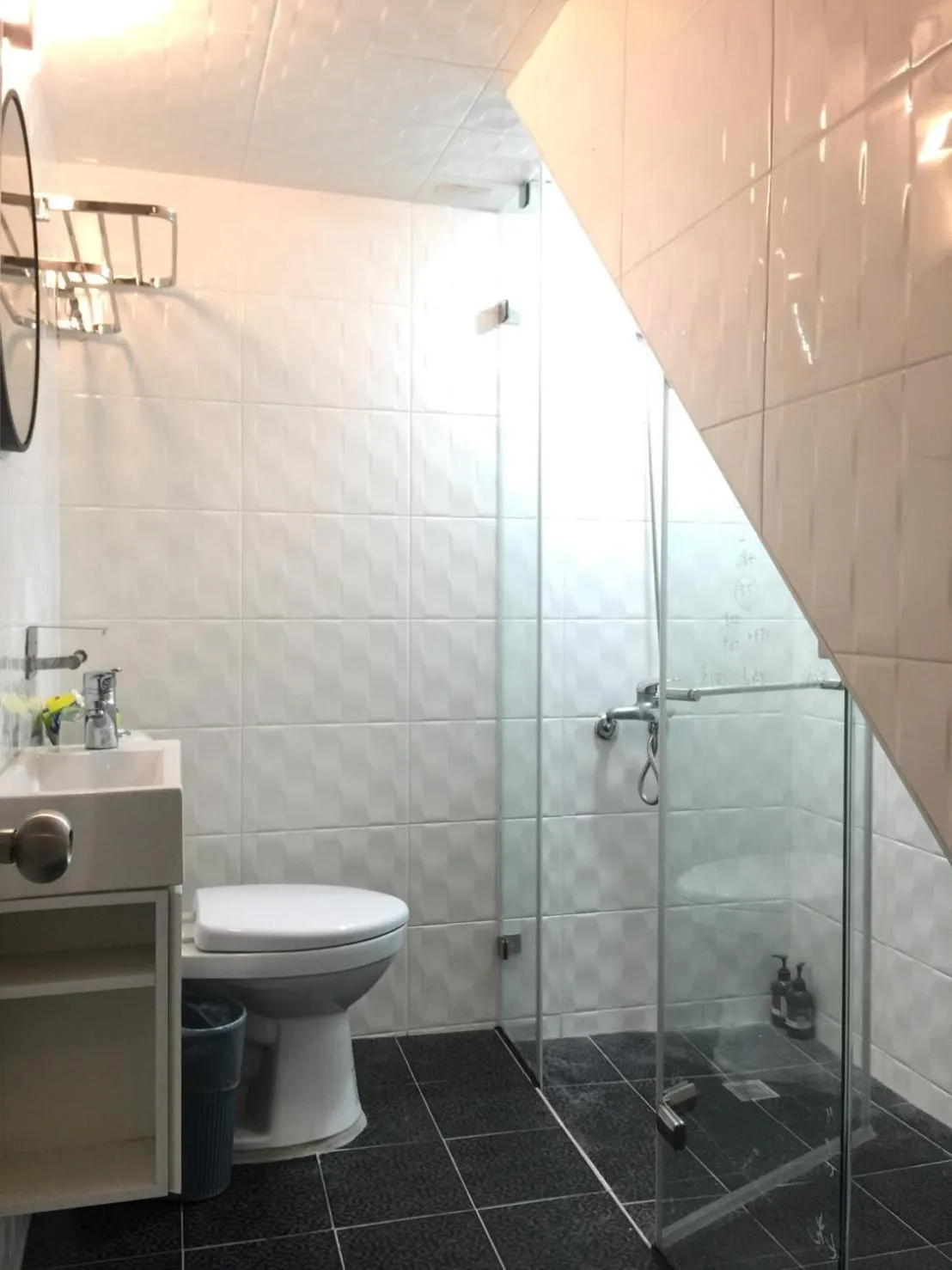 Shower in Tainan Travel Inn - ChengGong Univ.