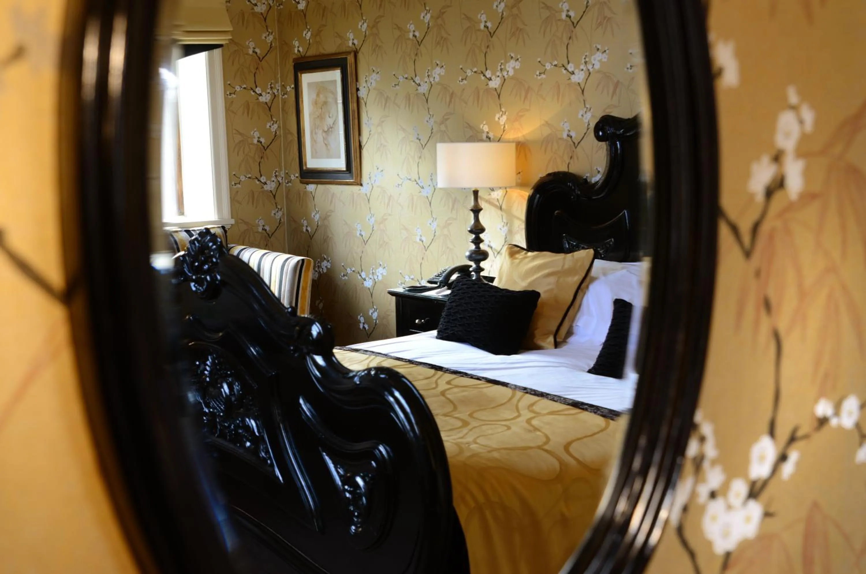 Decorative detail in Inglewood Manor