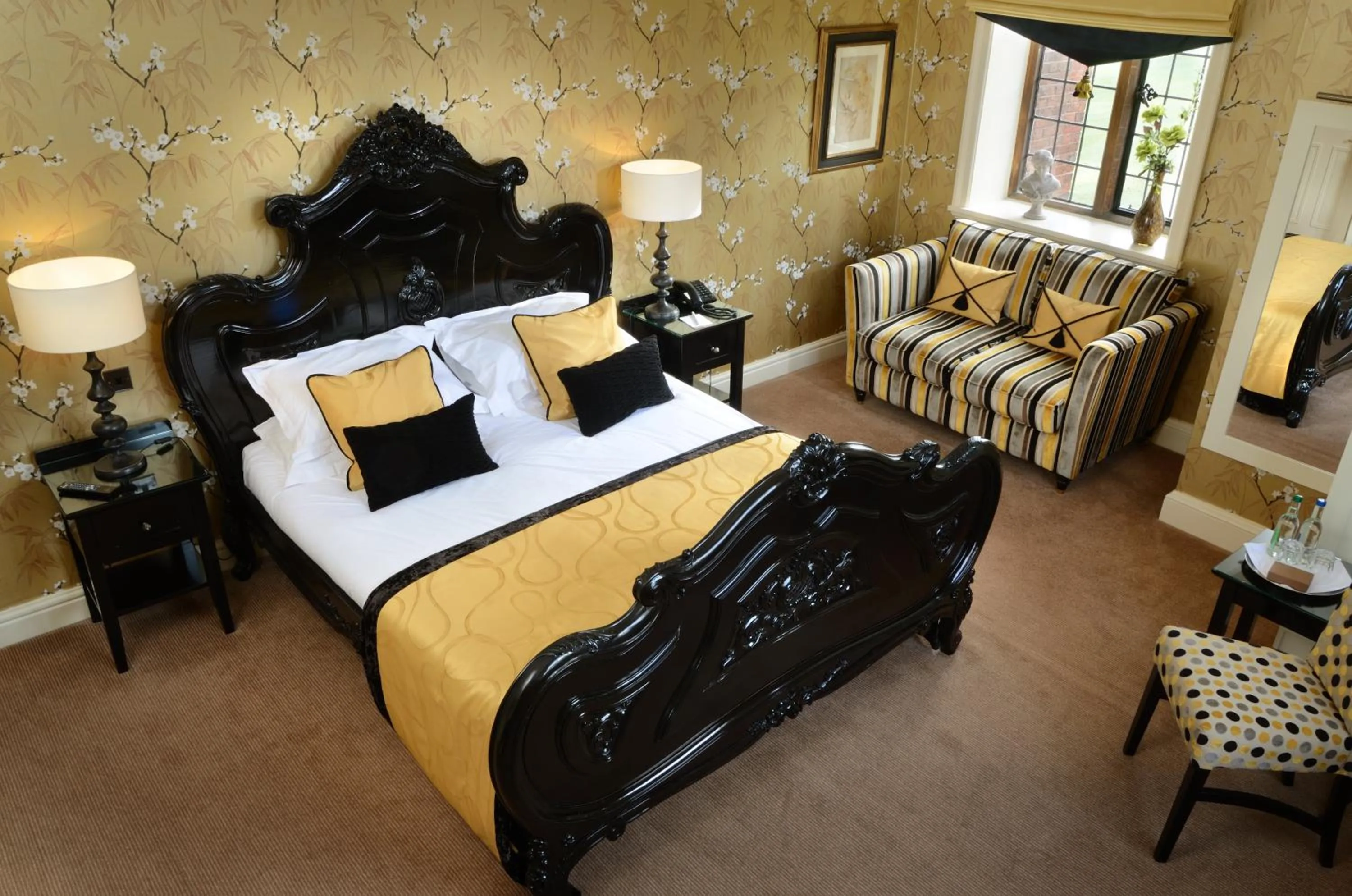 Day, Bed in Inglewood Manor