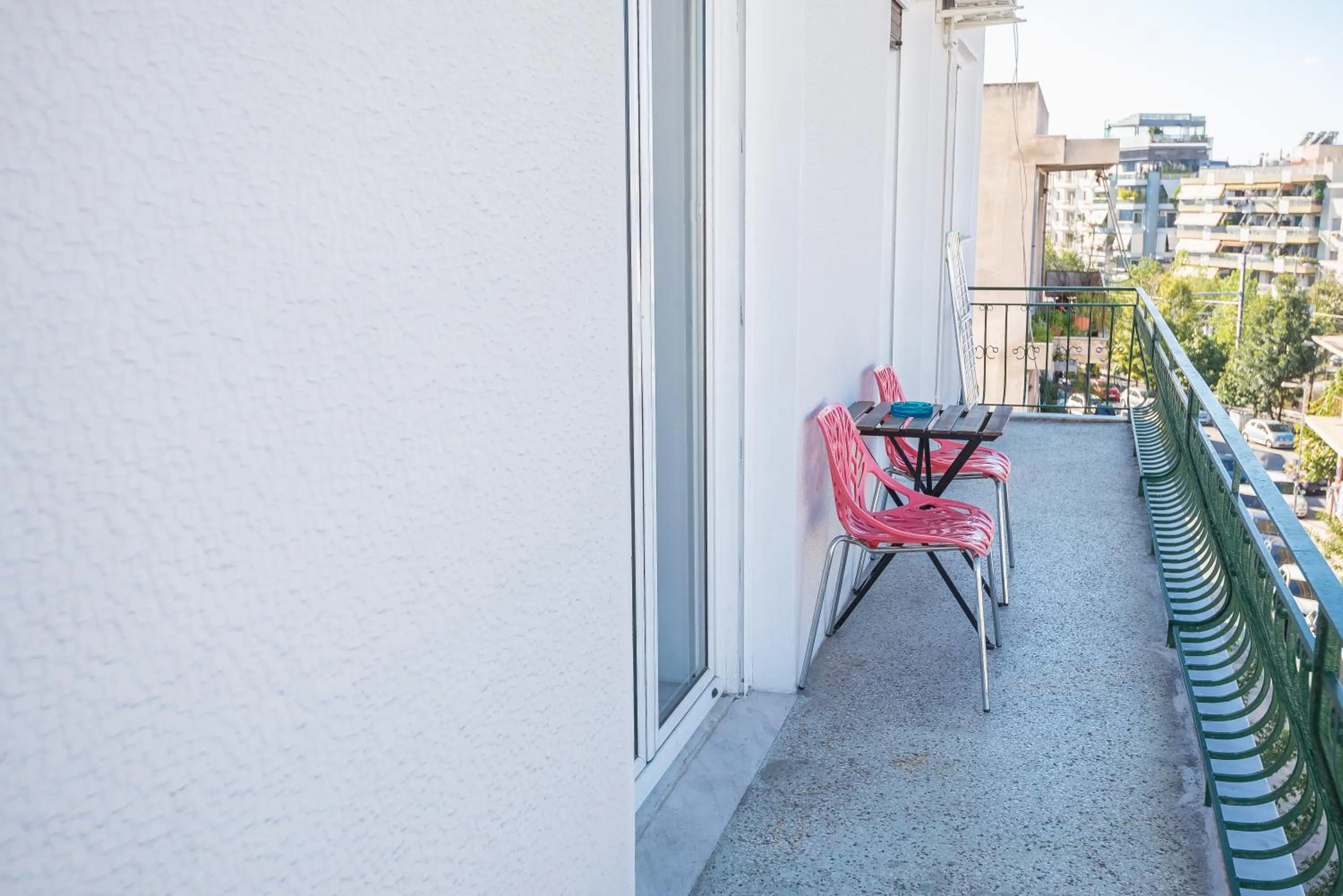 Super Paradise Apartments