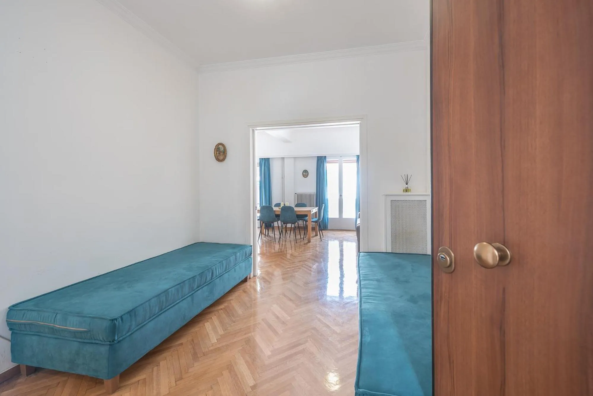 Bed in Victoria Sun Apartments