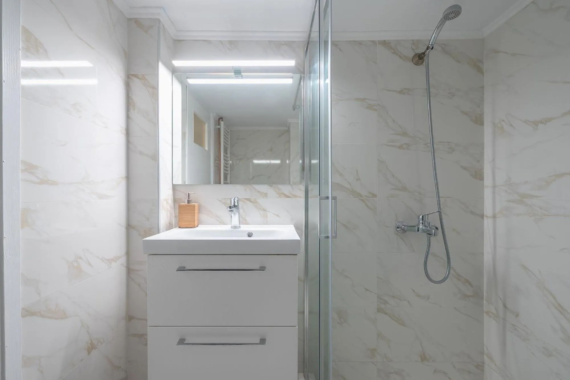 Victoria Sun Apartments