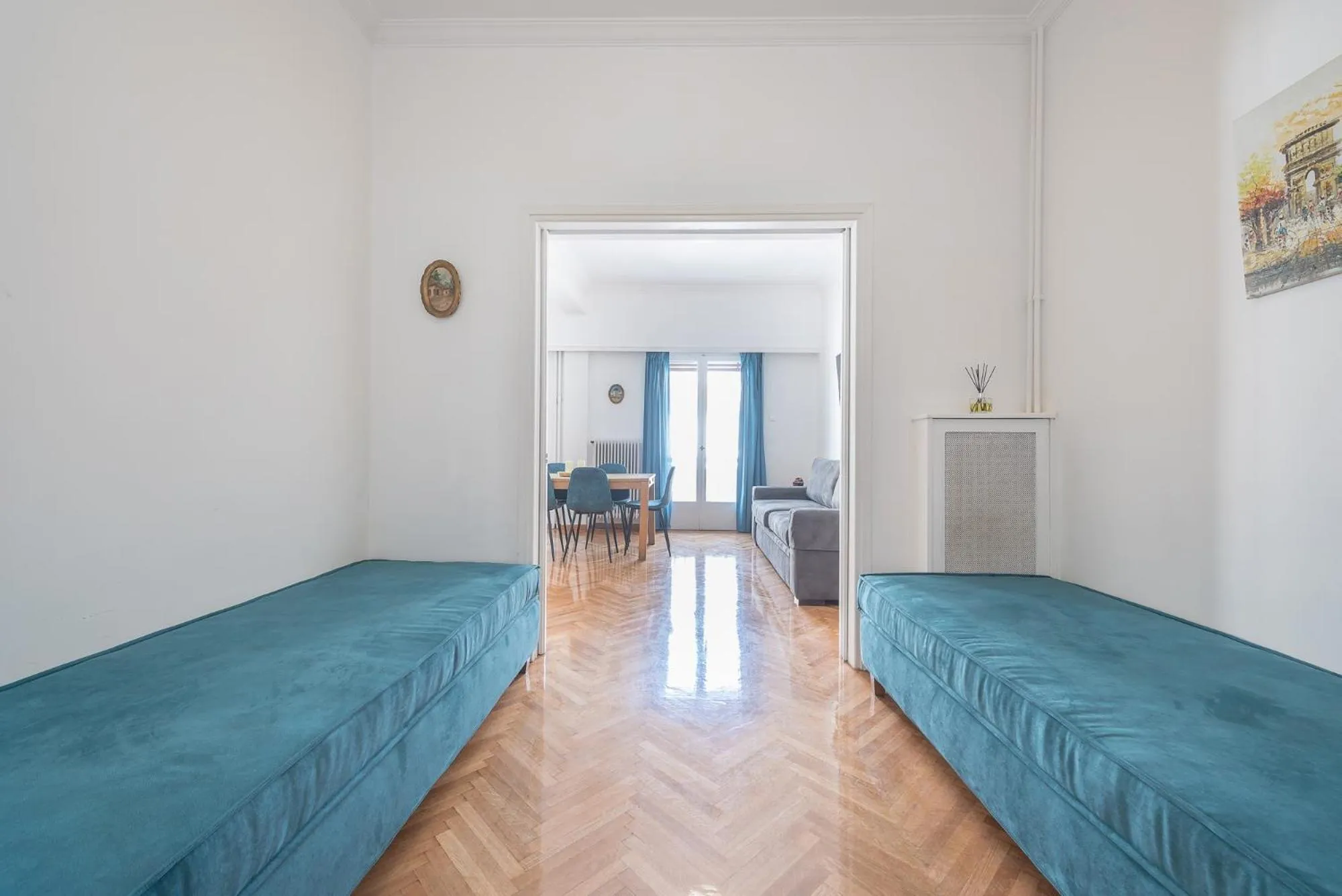 Bed in Victoria Sun Apartments