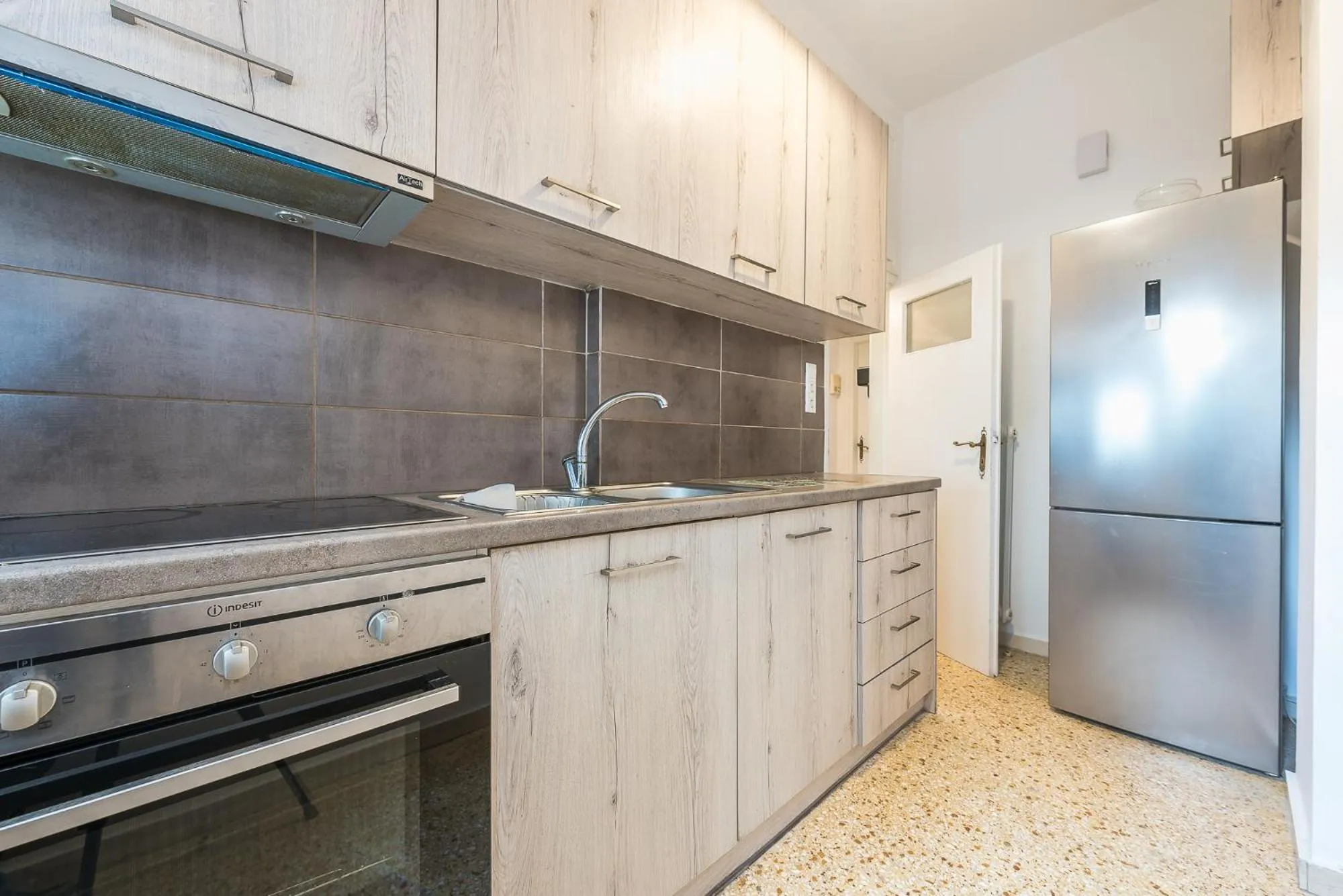 Victoria Sun Apartments