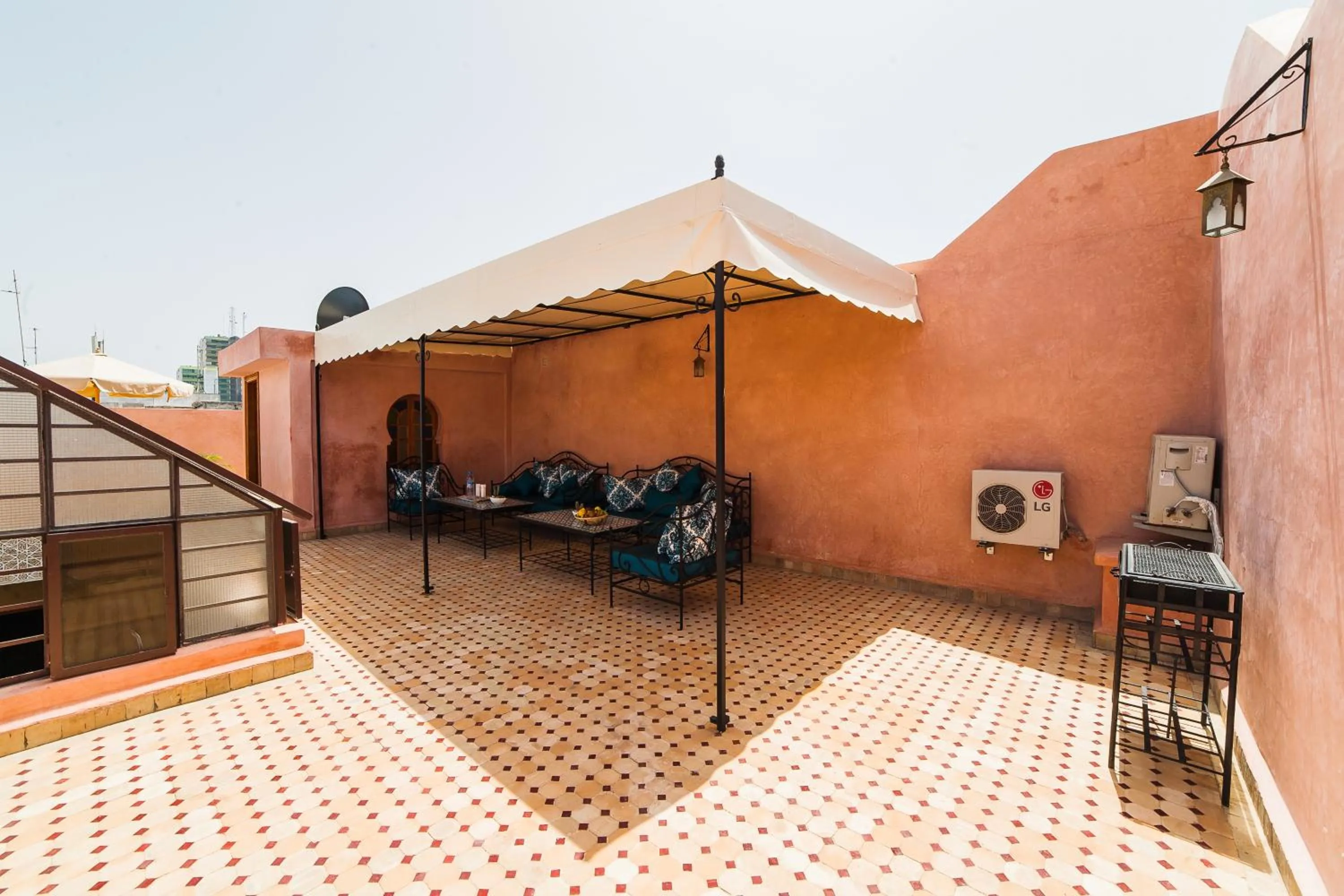 BBQ facilities in Riad Dar Saidi