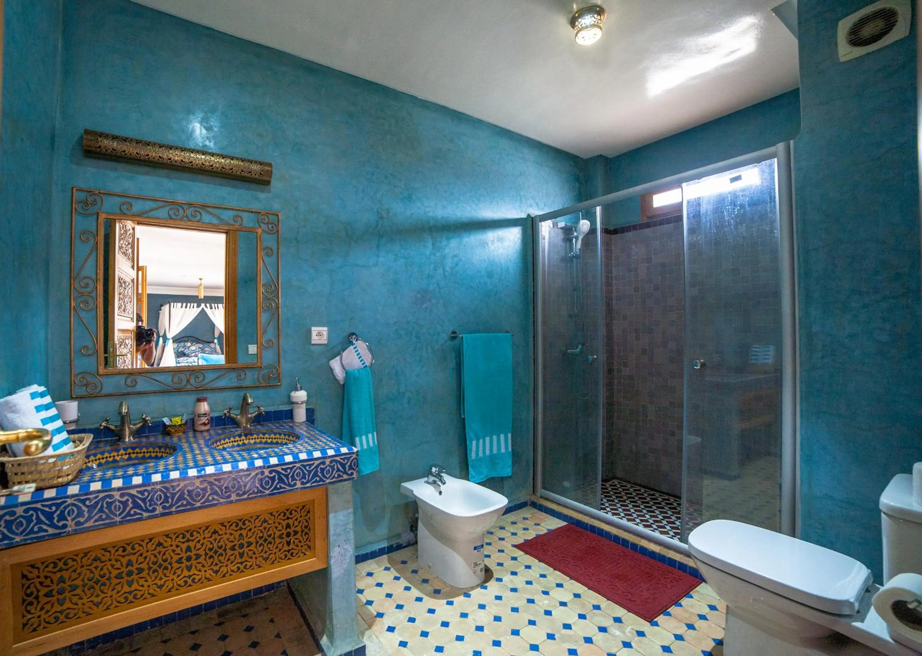 Bathroom in Riad Dar Saidi