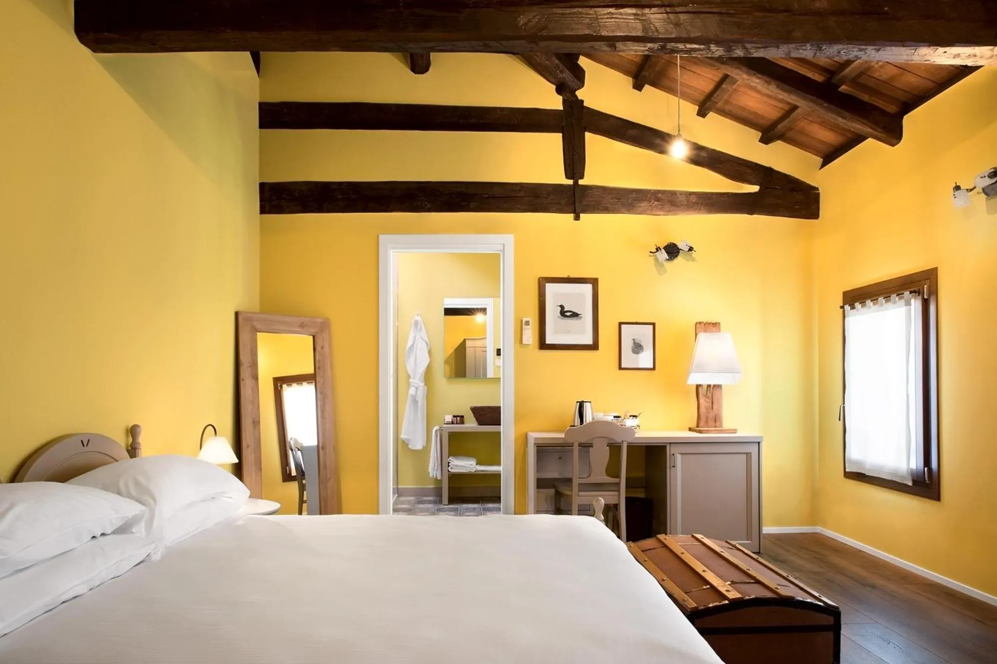 Photo of the whole room, Bed in Ca' Ciaran