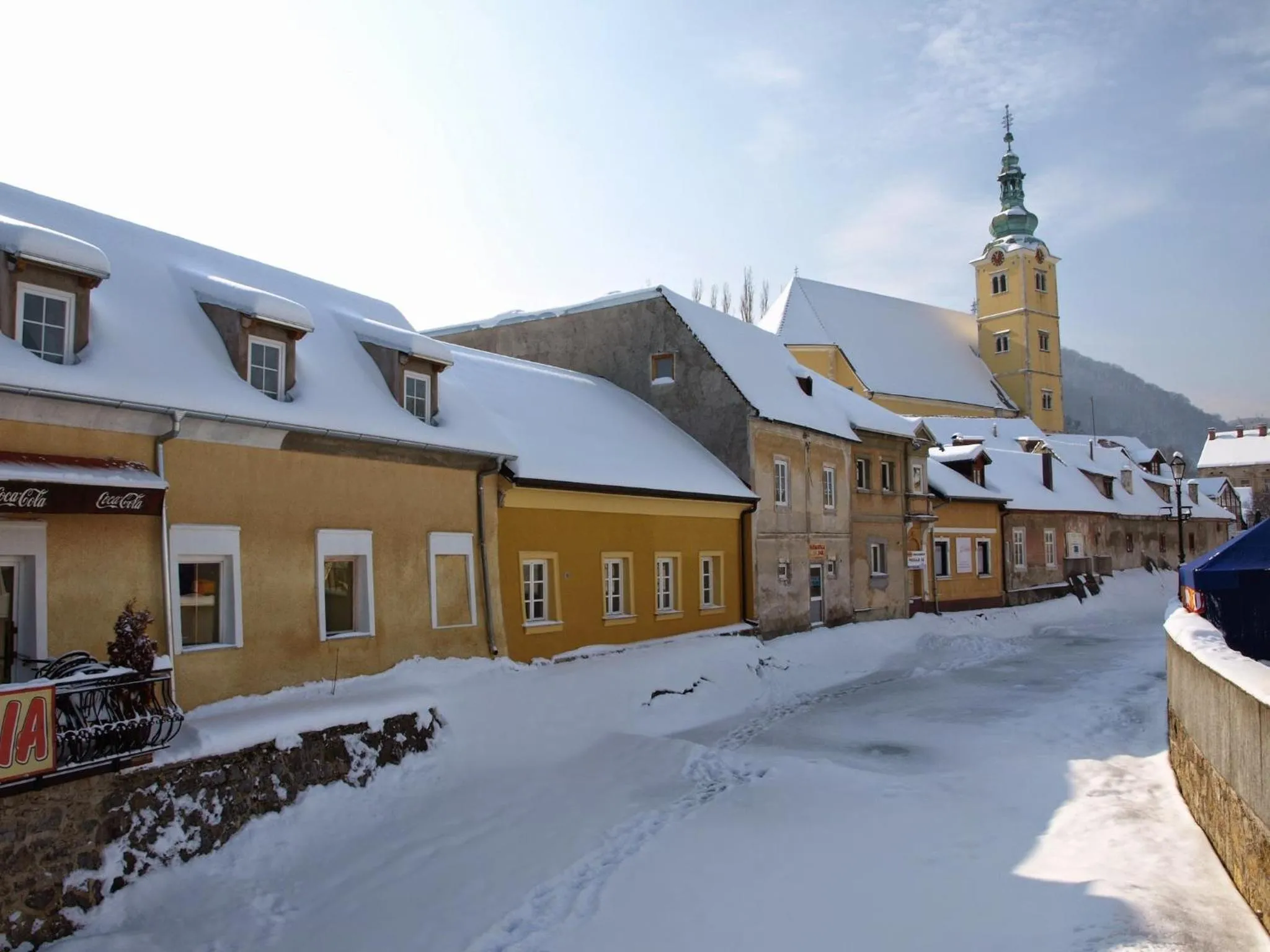Three-Bedroom Apartment in Apartman Rudi