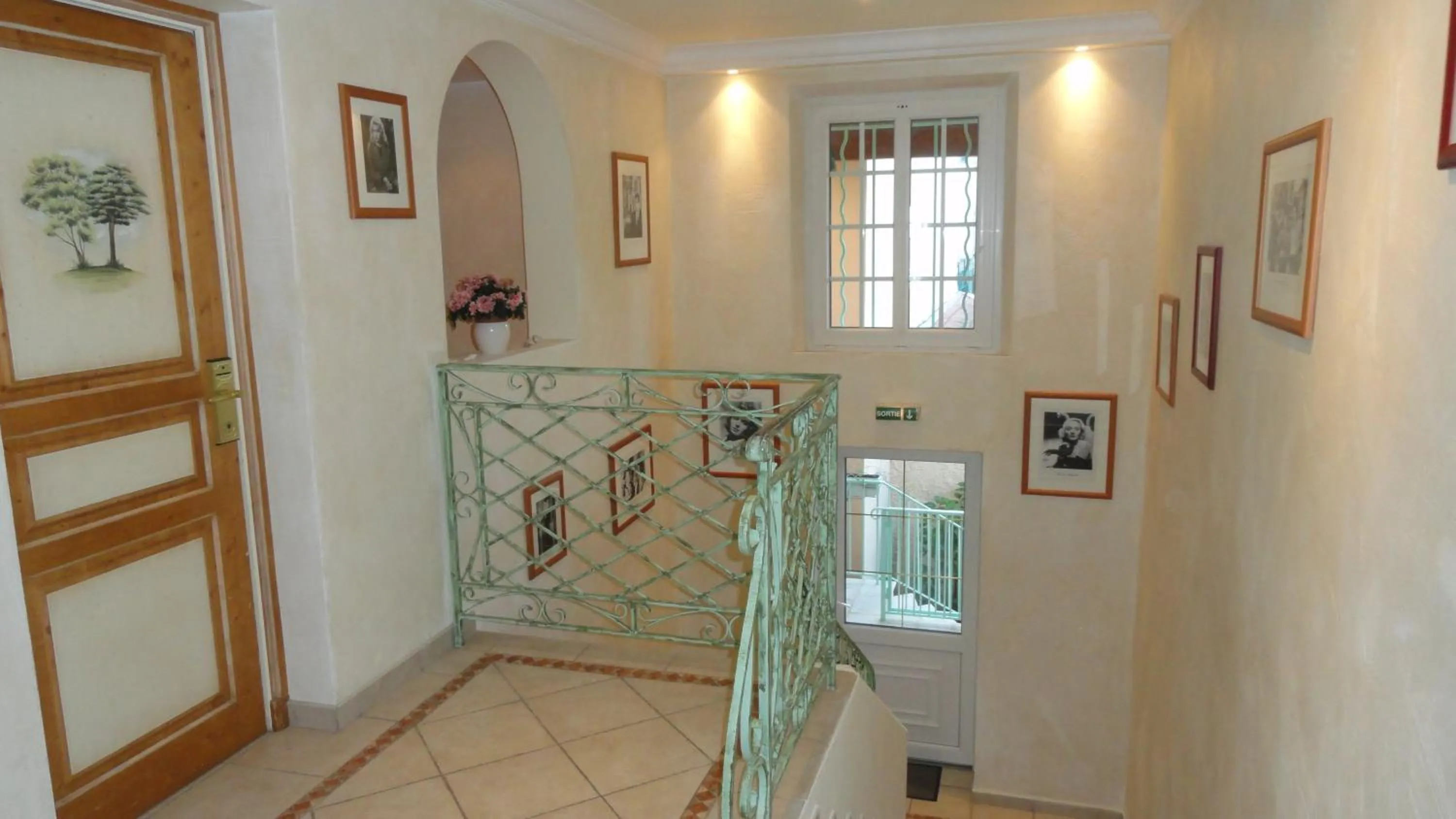 Lobby or reception in Hôtel & Spa La Villa