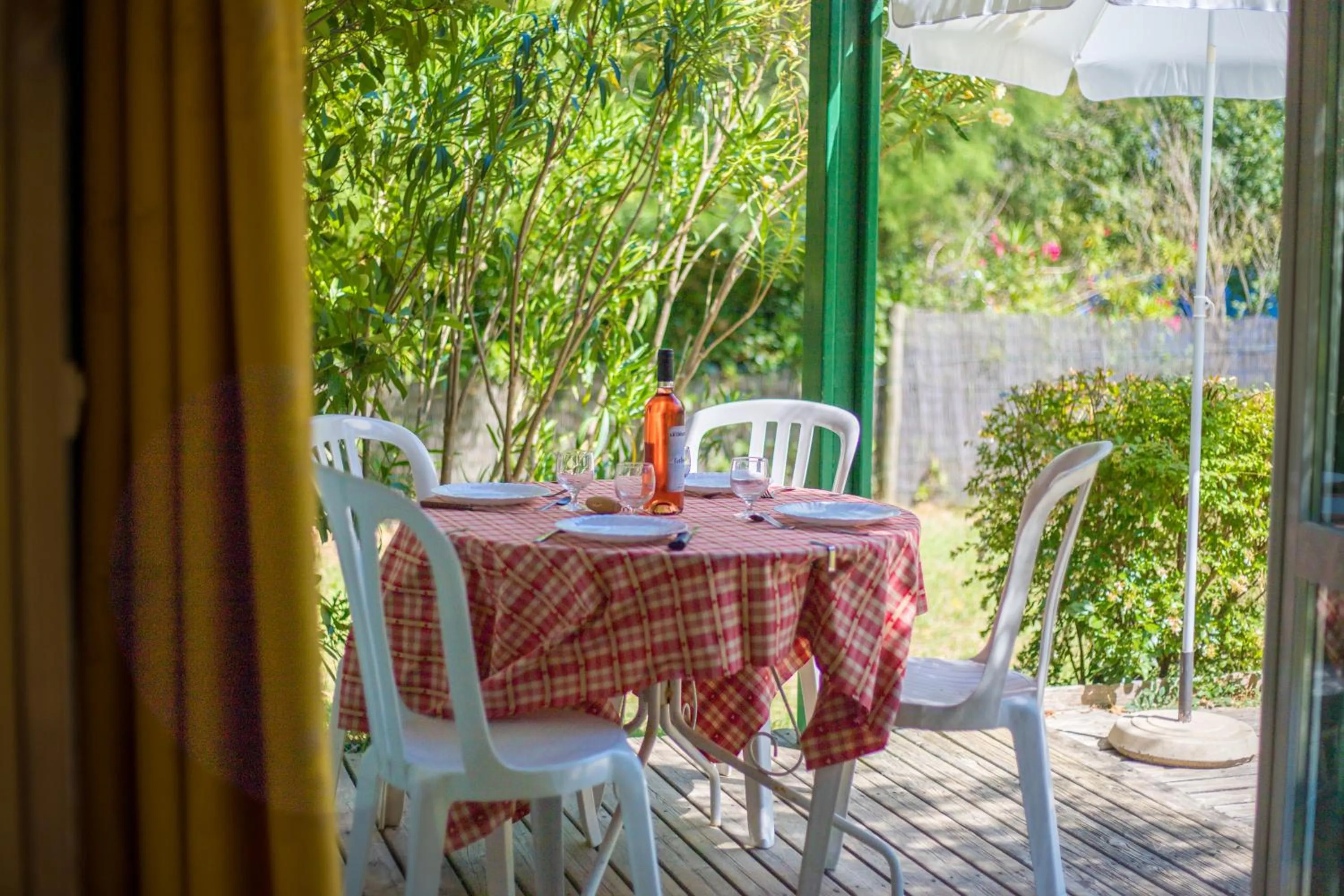 Garden in Bungalows & Rooms - Gît'Ôstal