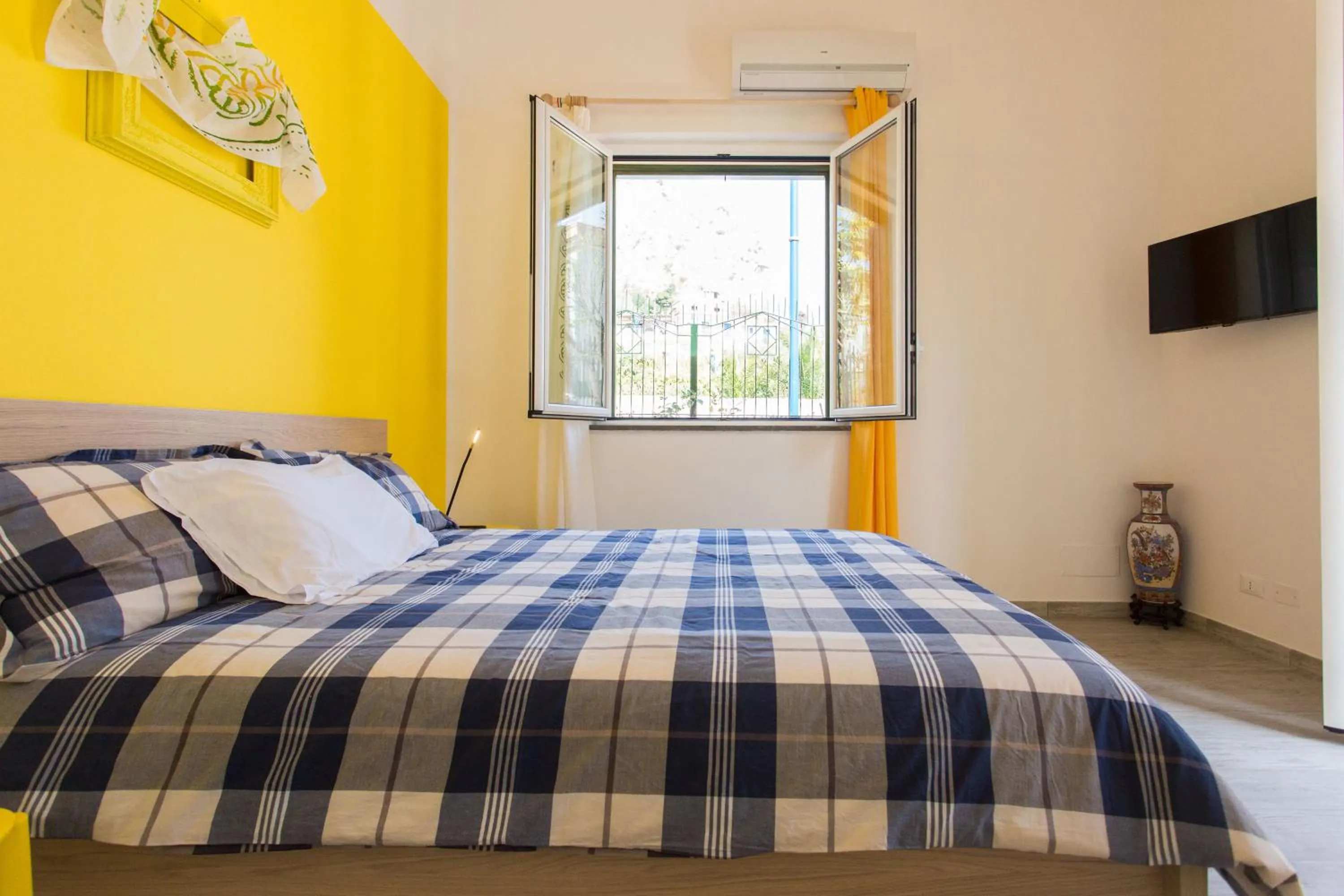 Bedroom, Bed in Nonna Anna Rooms
