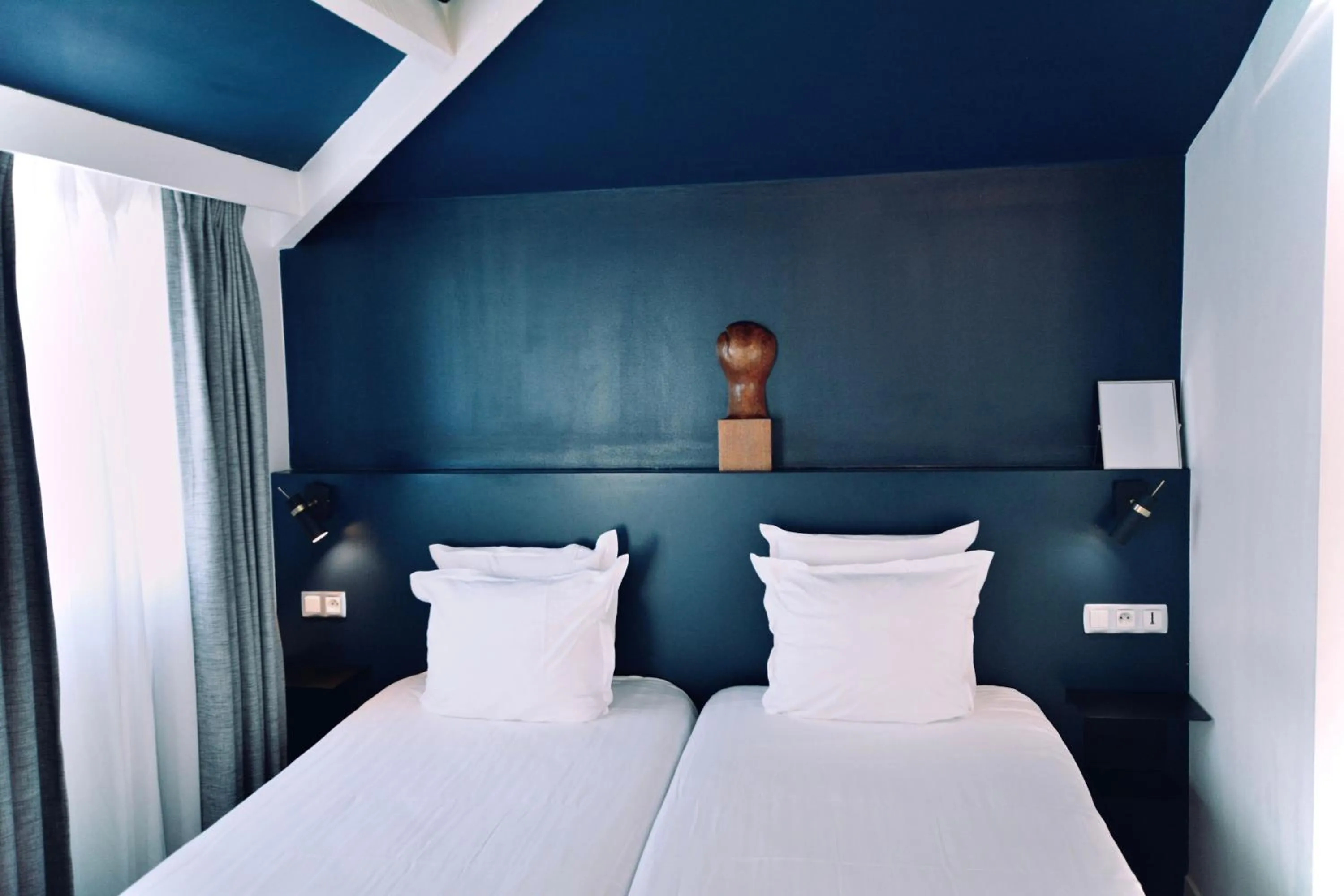 Bed in Hôtel Lucien