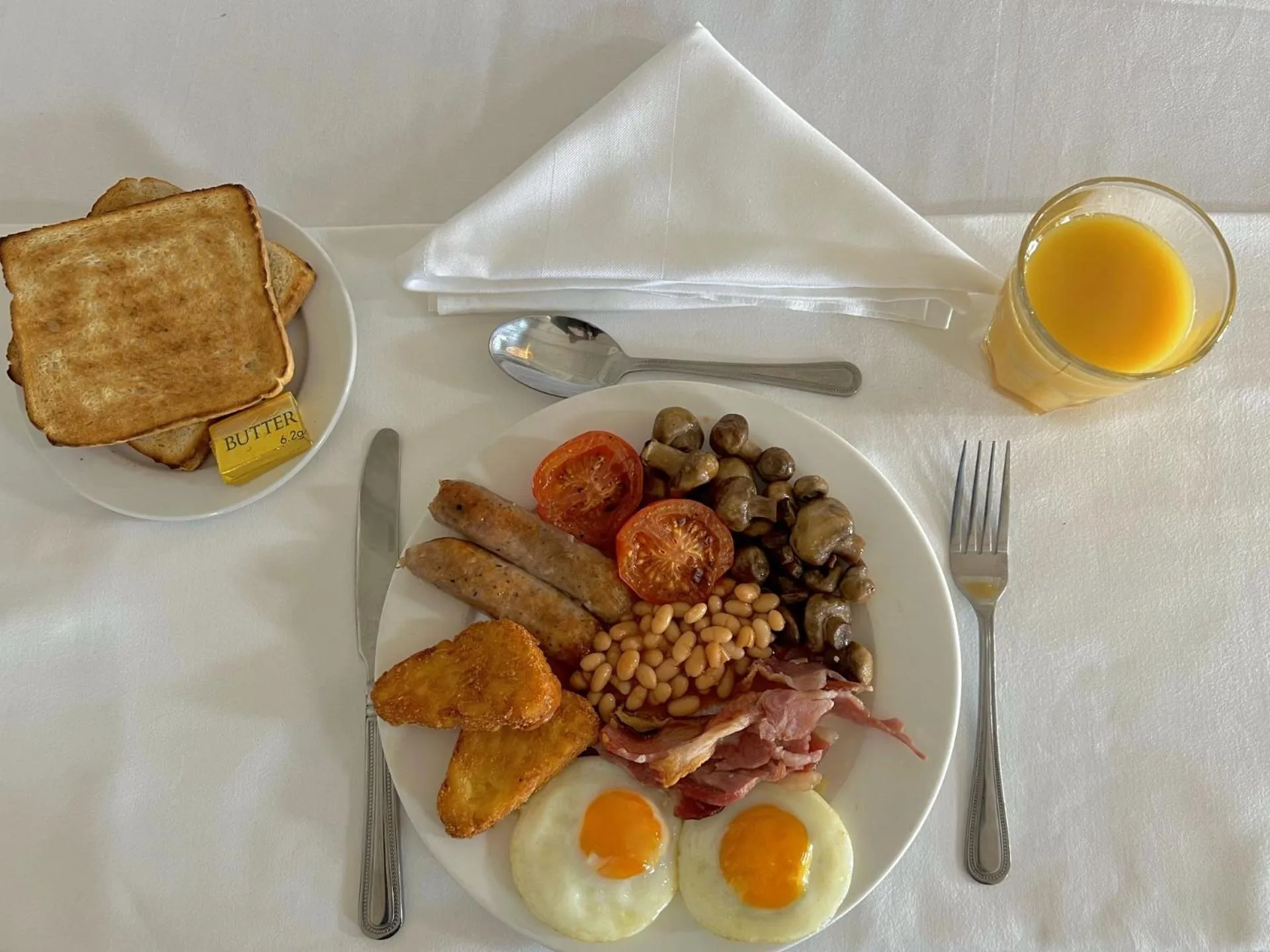 Breakfast in Cavendish Hotel