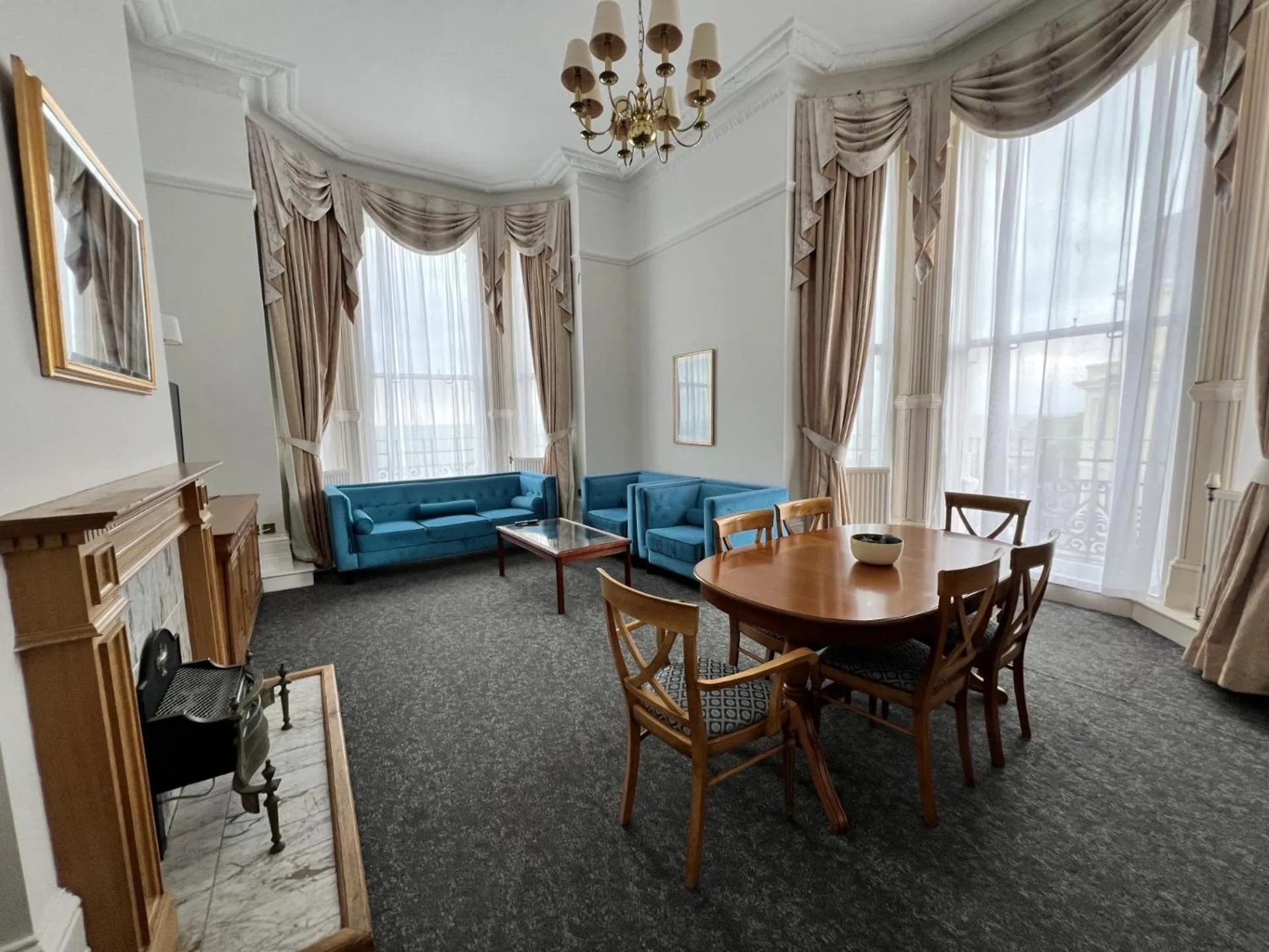 Bed in Cavendish Hotel