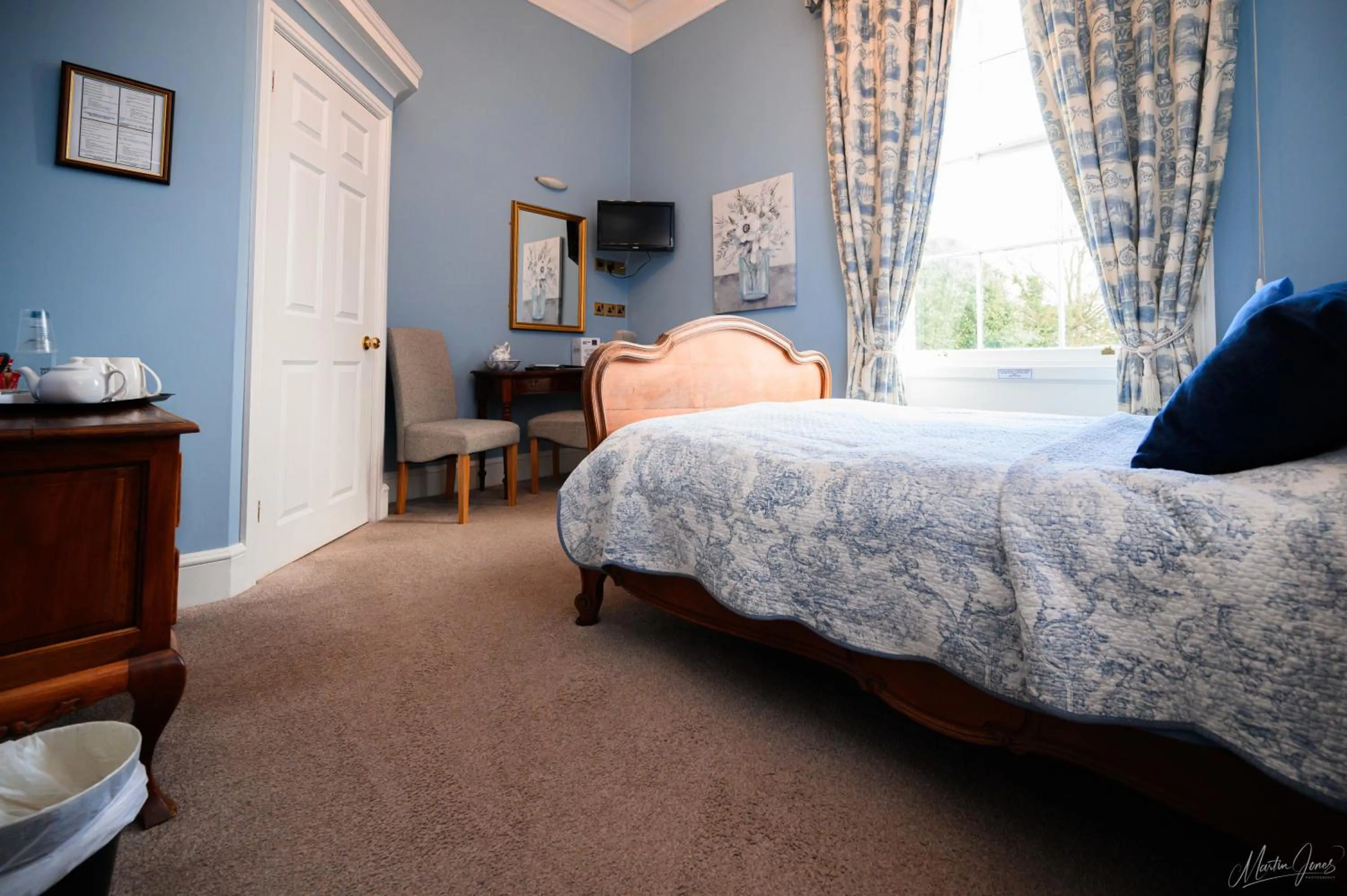 Photo of the whole room, Bed in Old Rectory