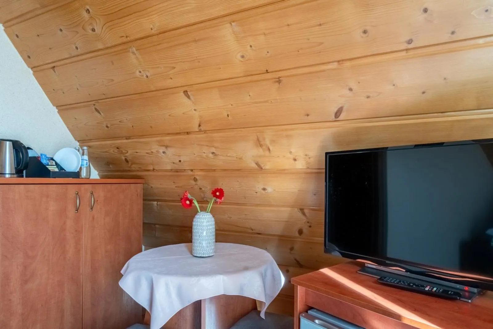 Photo of the whole room in Willa u Anusia Jacuzzi & Sauna