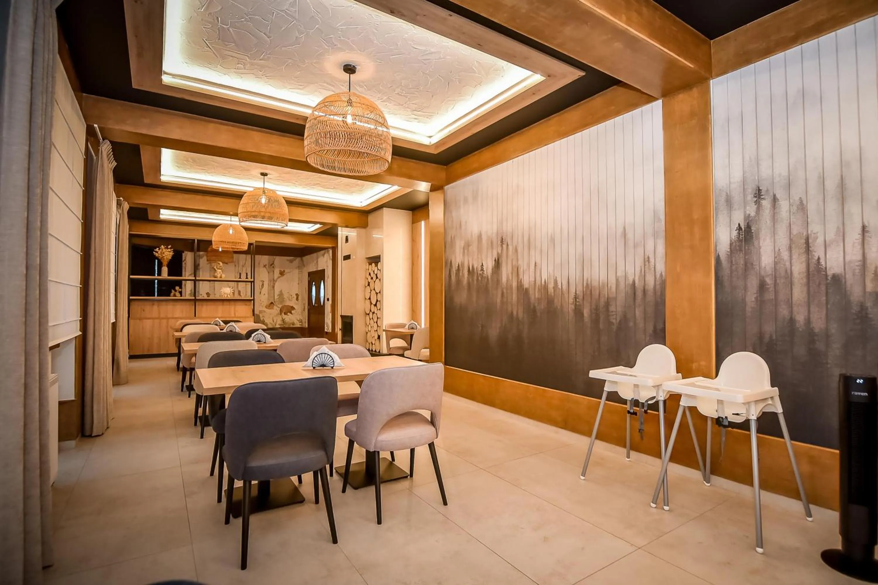 Restaurant/places to eat in Willa u Anusia Jacuzzi & Sauna