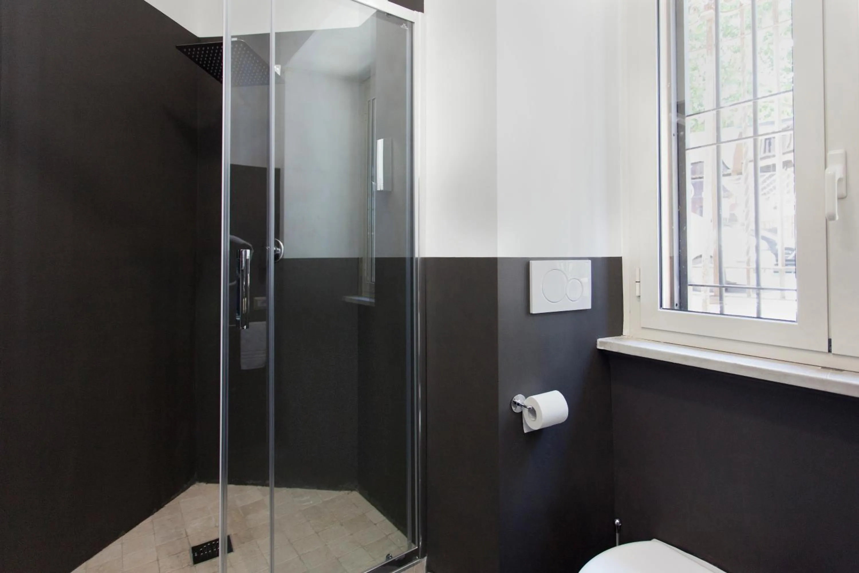 Shower in Secret Rhome