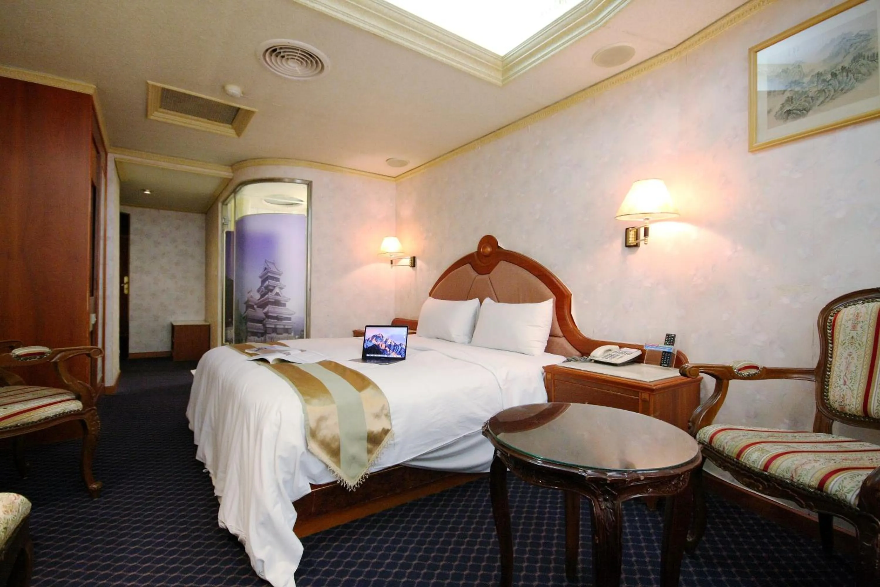 bunk bed in Wang Fu Hotel