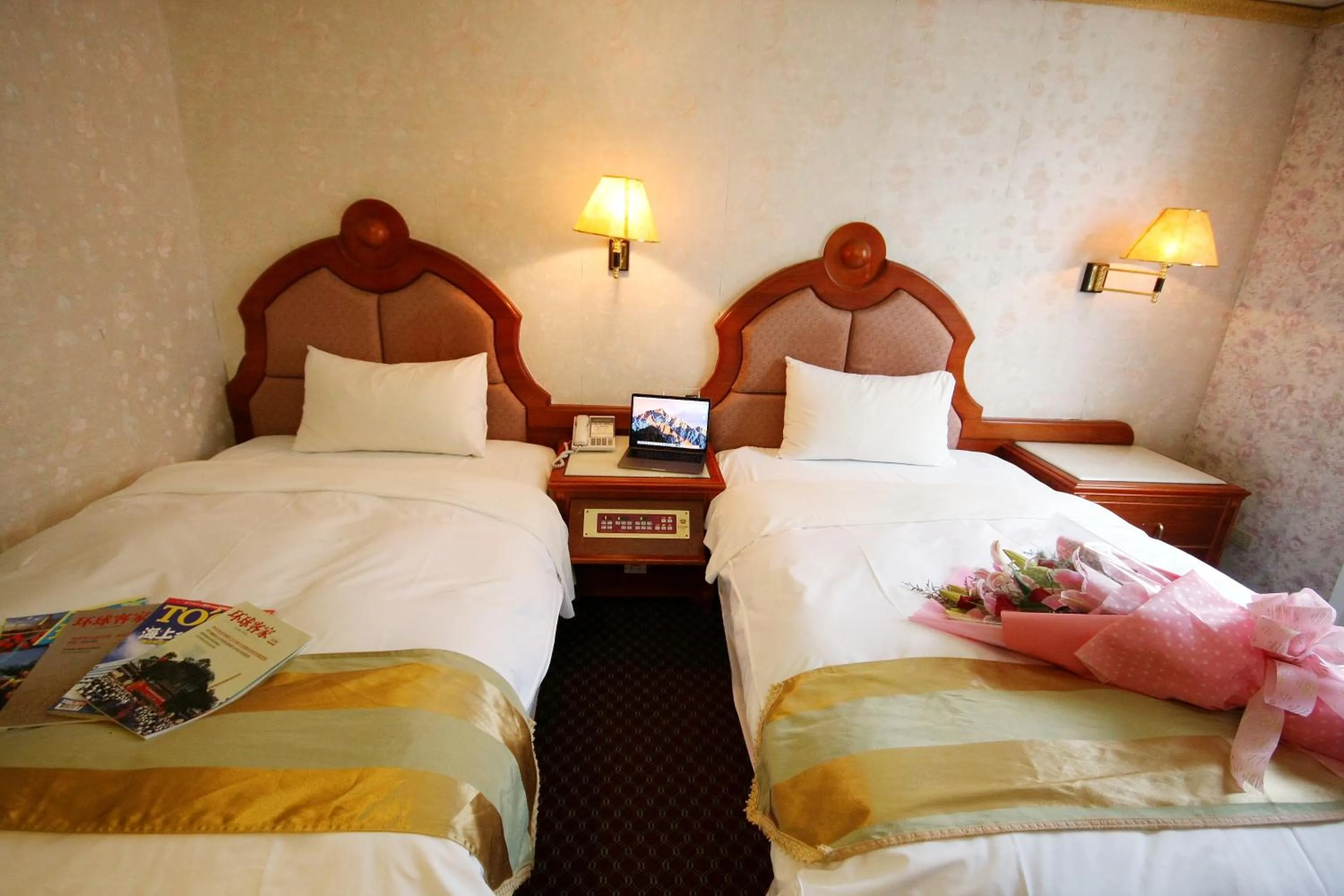 bunk bed in Wang Fu Hotel