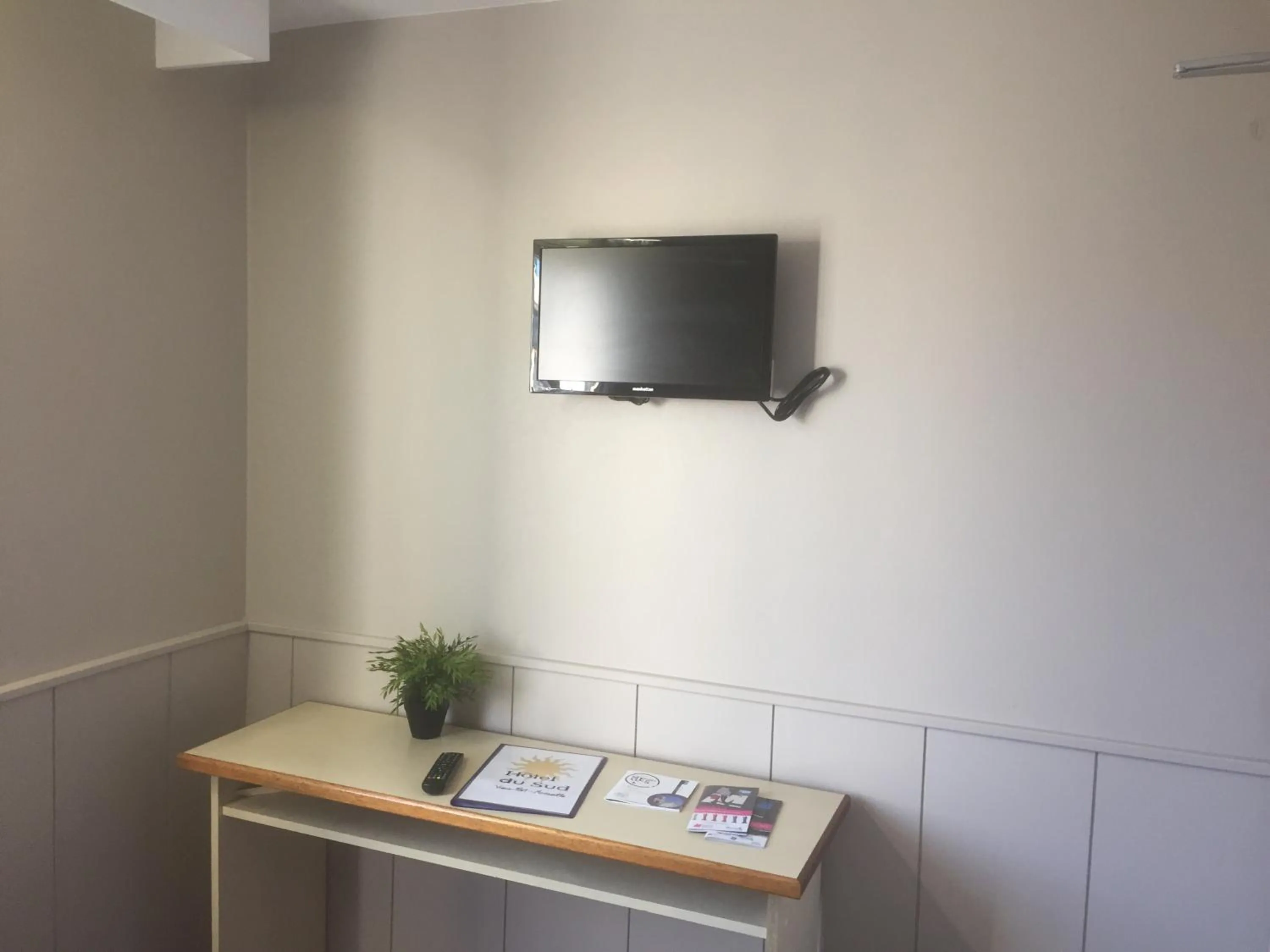 Seating area in Hôtel du Sud Vieux Port