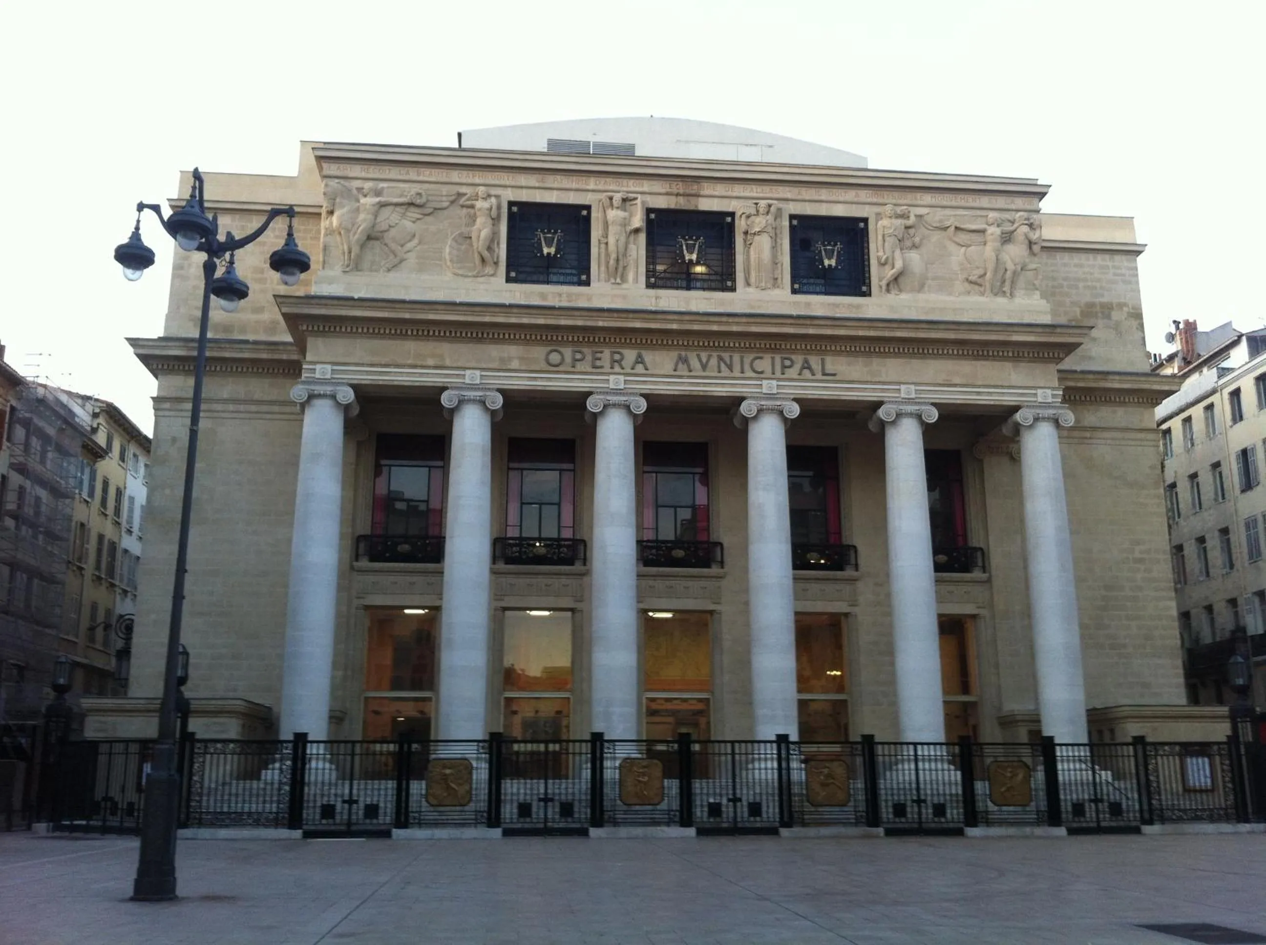 Area and facilities in Hôtel du Sud Vieux Port