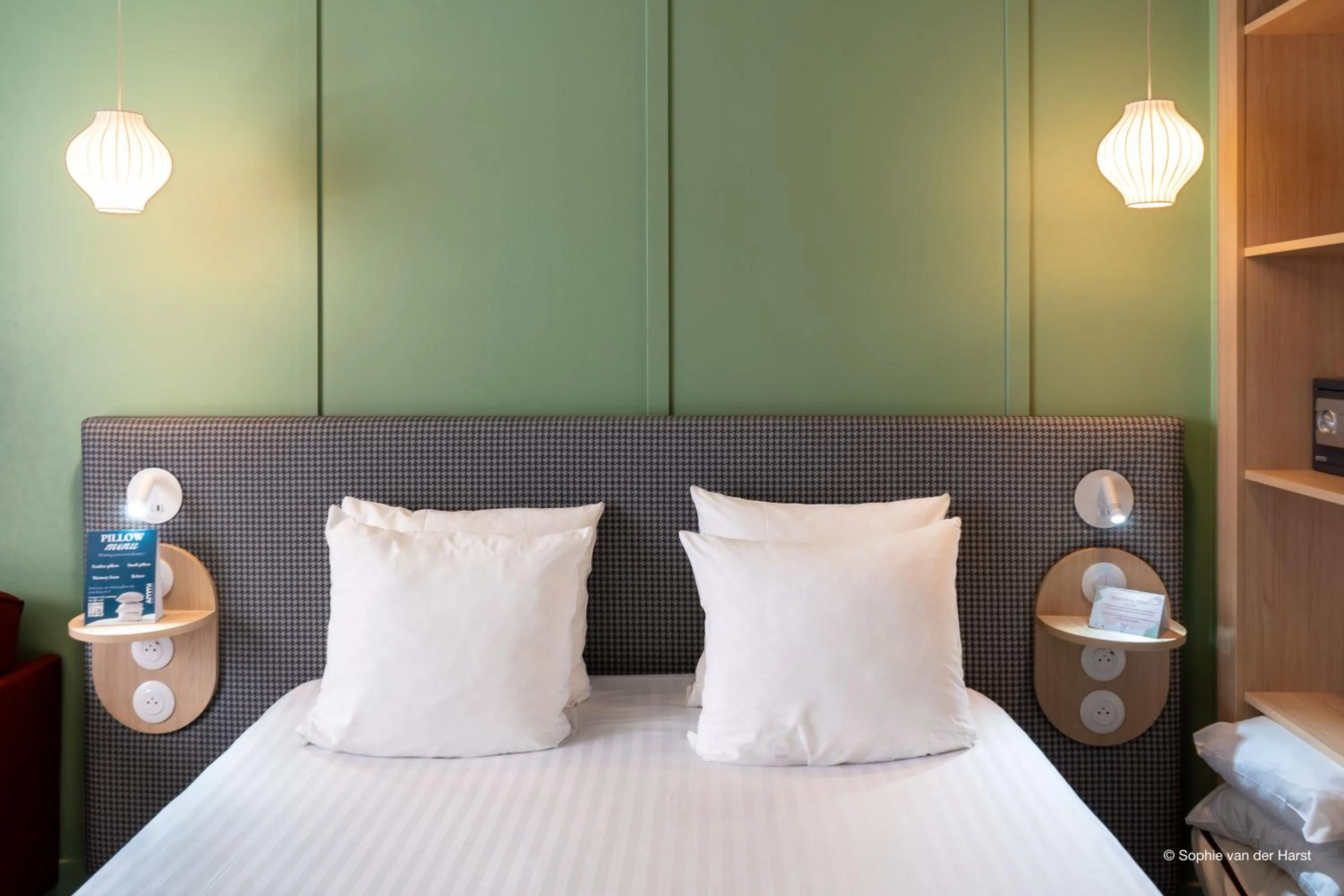 Bed in Hotel Aparthotel AMMI Nice Lafayette