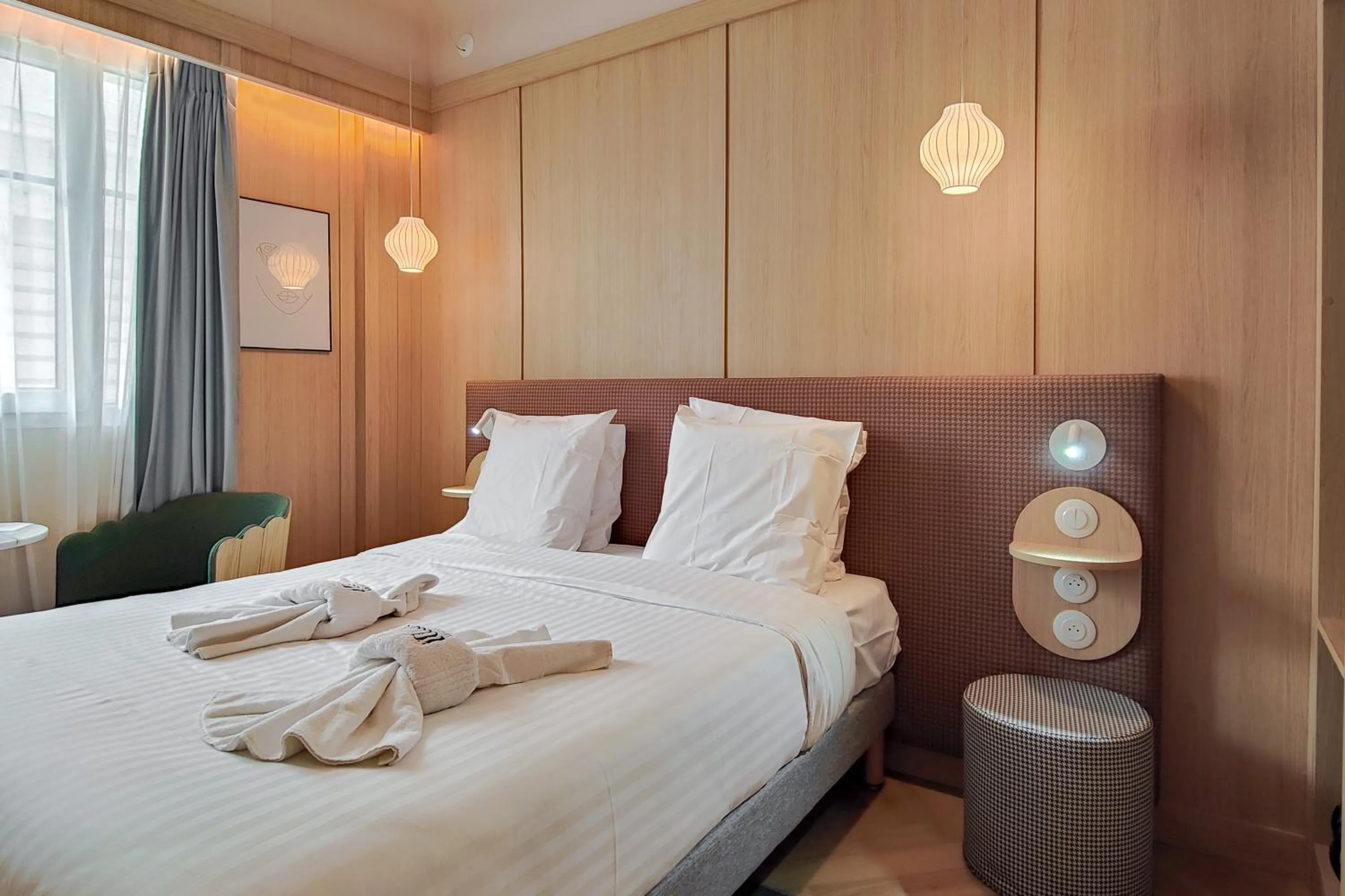 Bed in Hotel Aparthotel AMMI Nice Lafayette