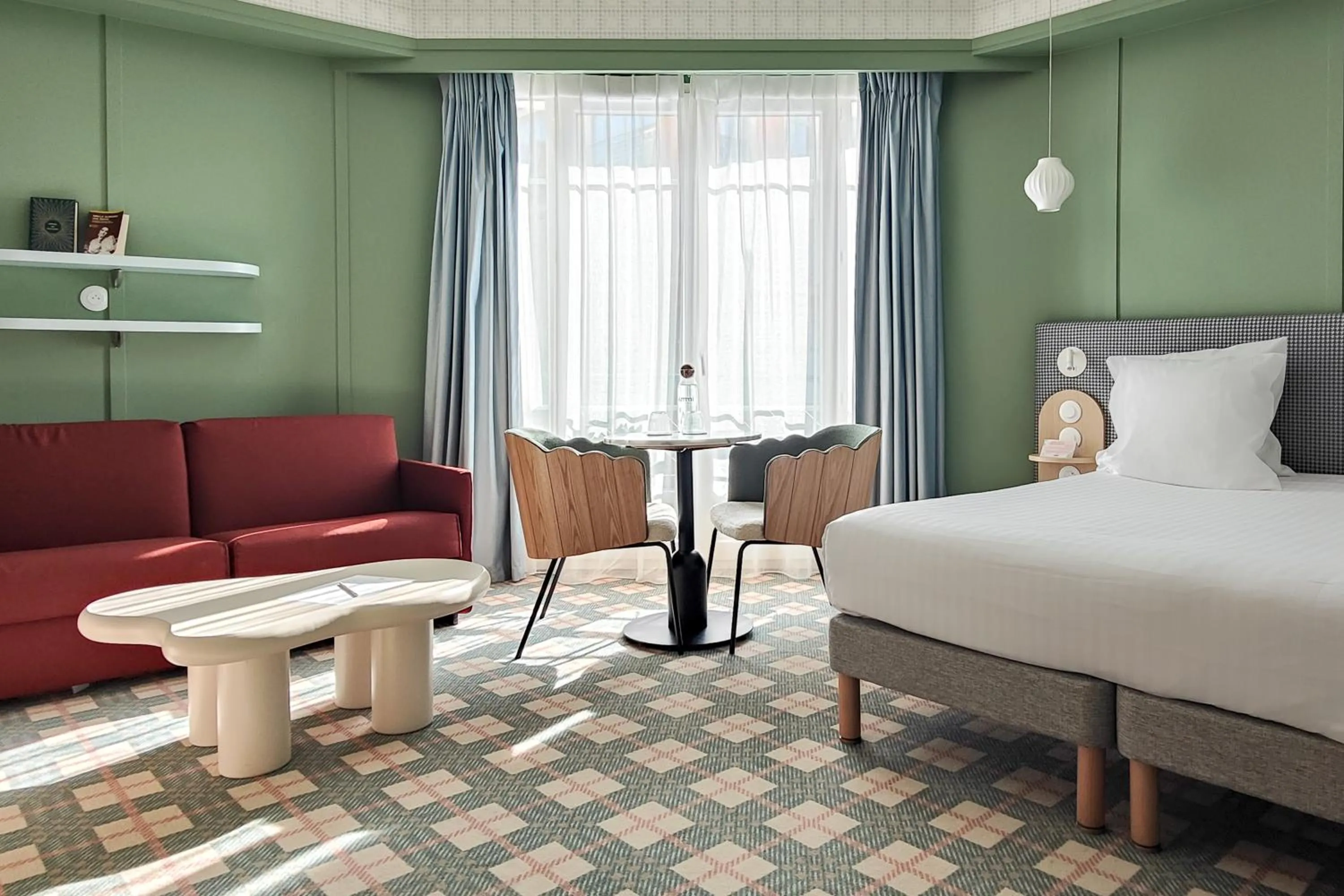 Photo of the whole room, Bed in Hotel Aparthotel AMMI Nice Lafayette