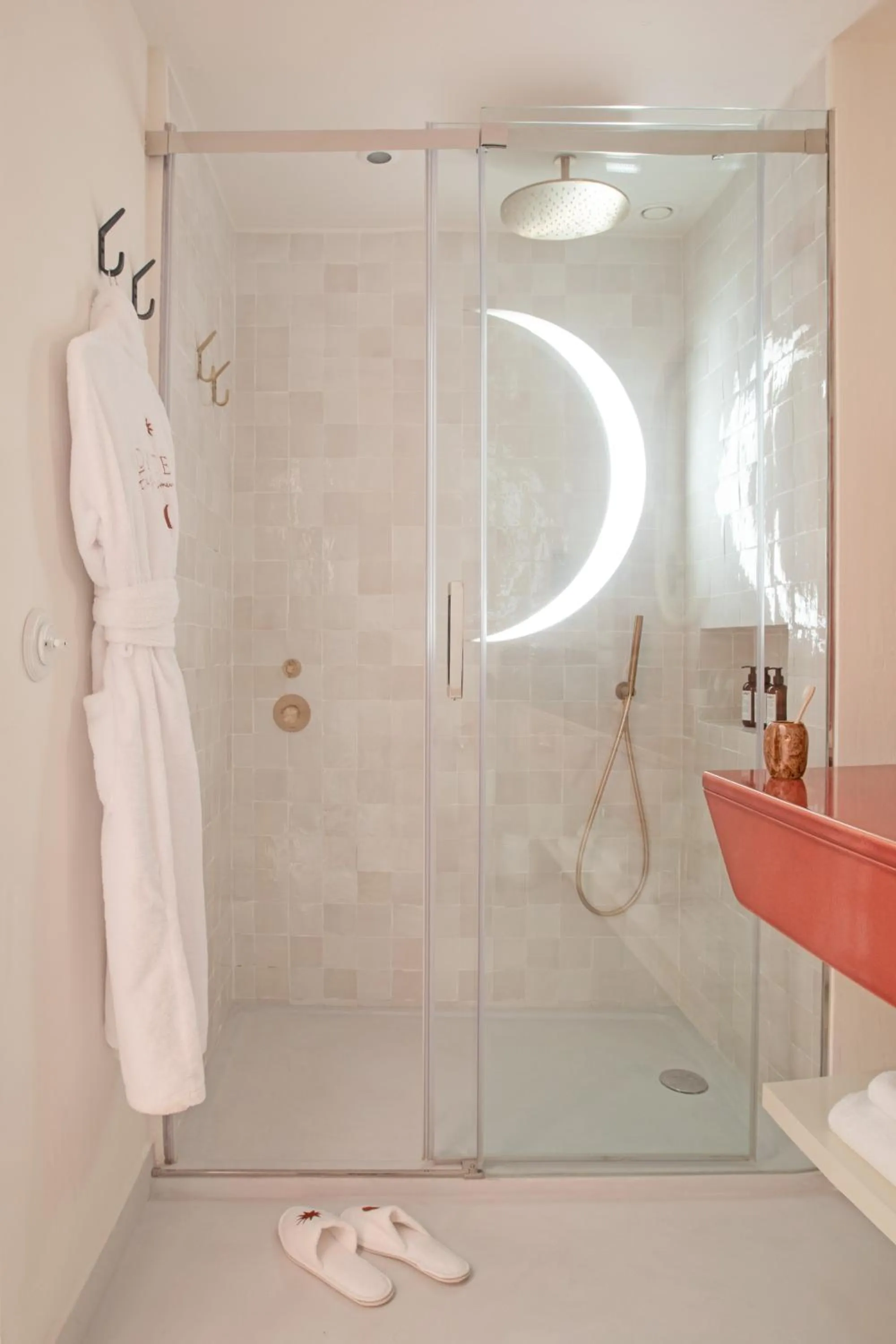 Shower in Montesol Experimental Ibiza