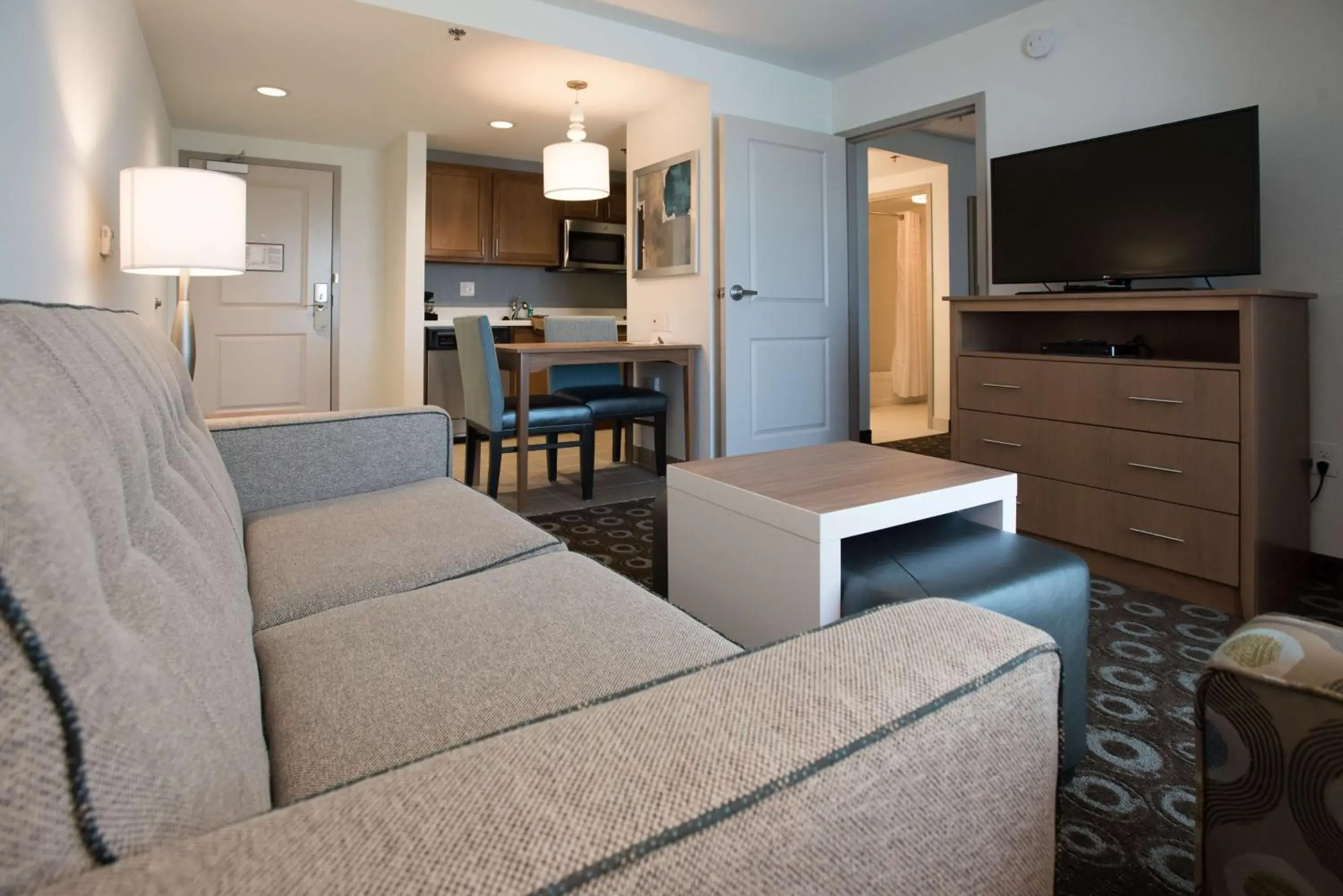 One-Bedroom King Suite - Non-Smoking in Homewood Suites By Hilton Paducah One-Bedroom King Suite - Non-Smoking in Homewood Suites By Hilton Paducah