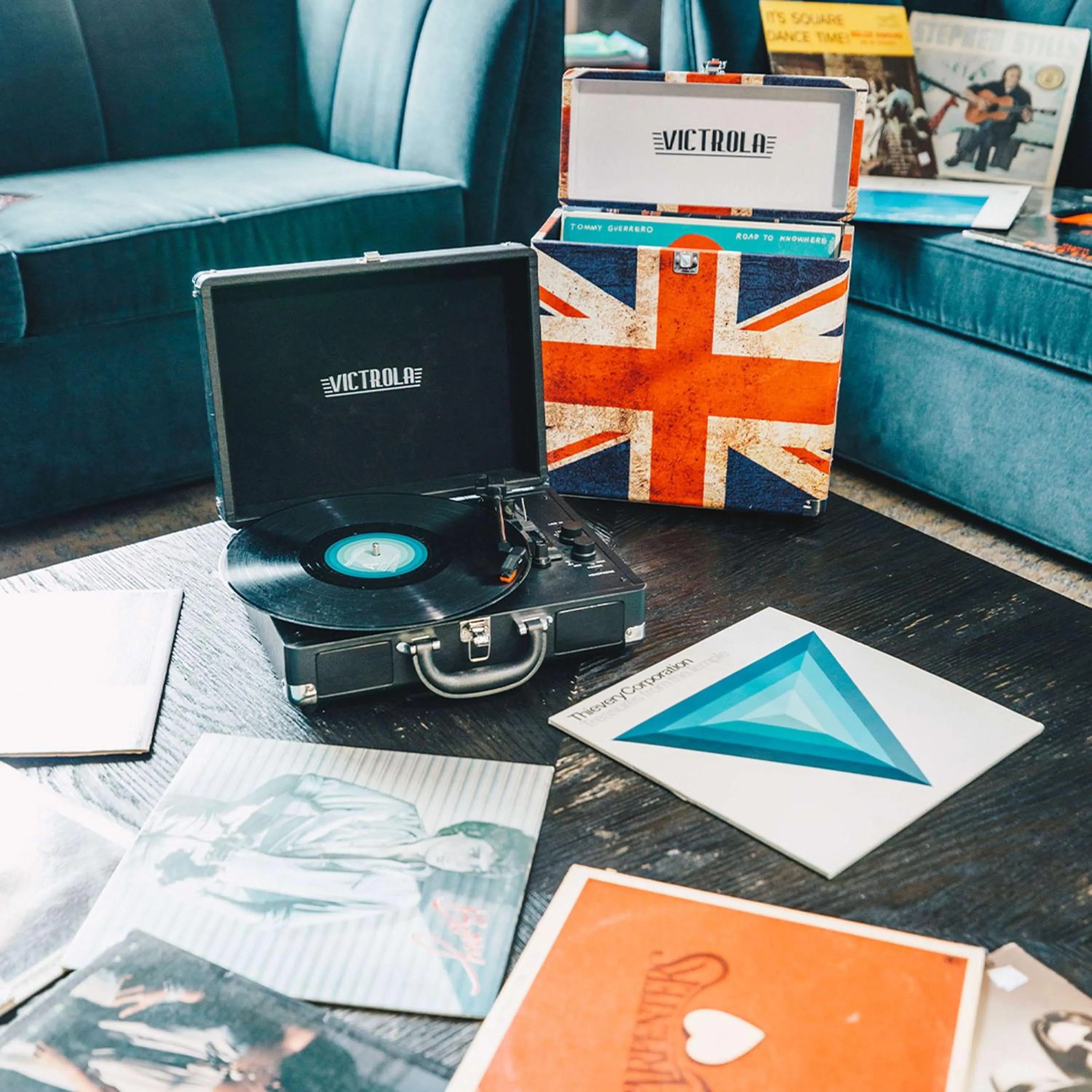 Living room in The Duniway Portland, A Hilton Hotel