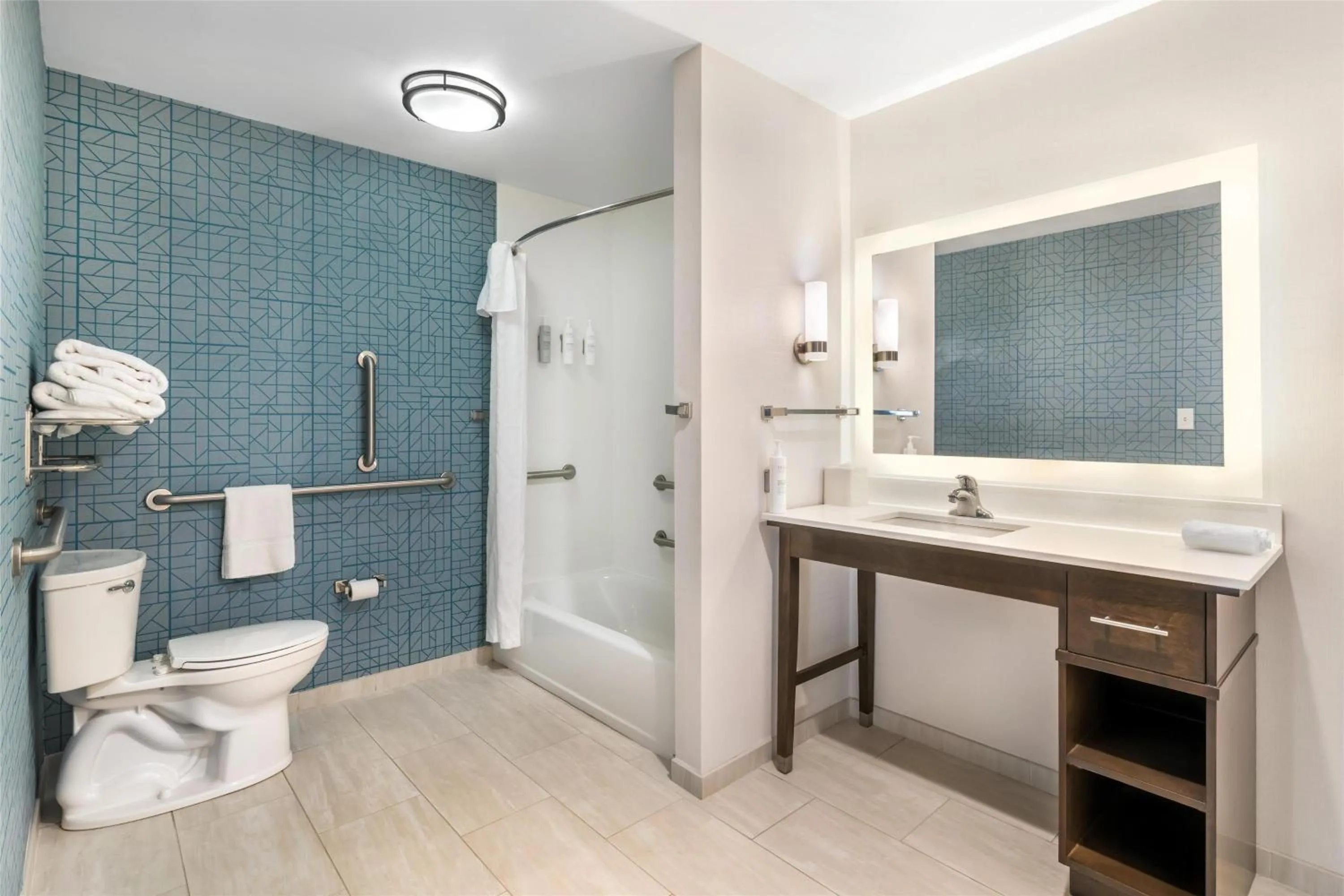 Bathroom in Homewood Suites By Hilton Schenectady