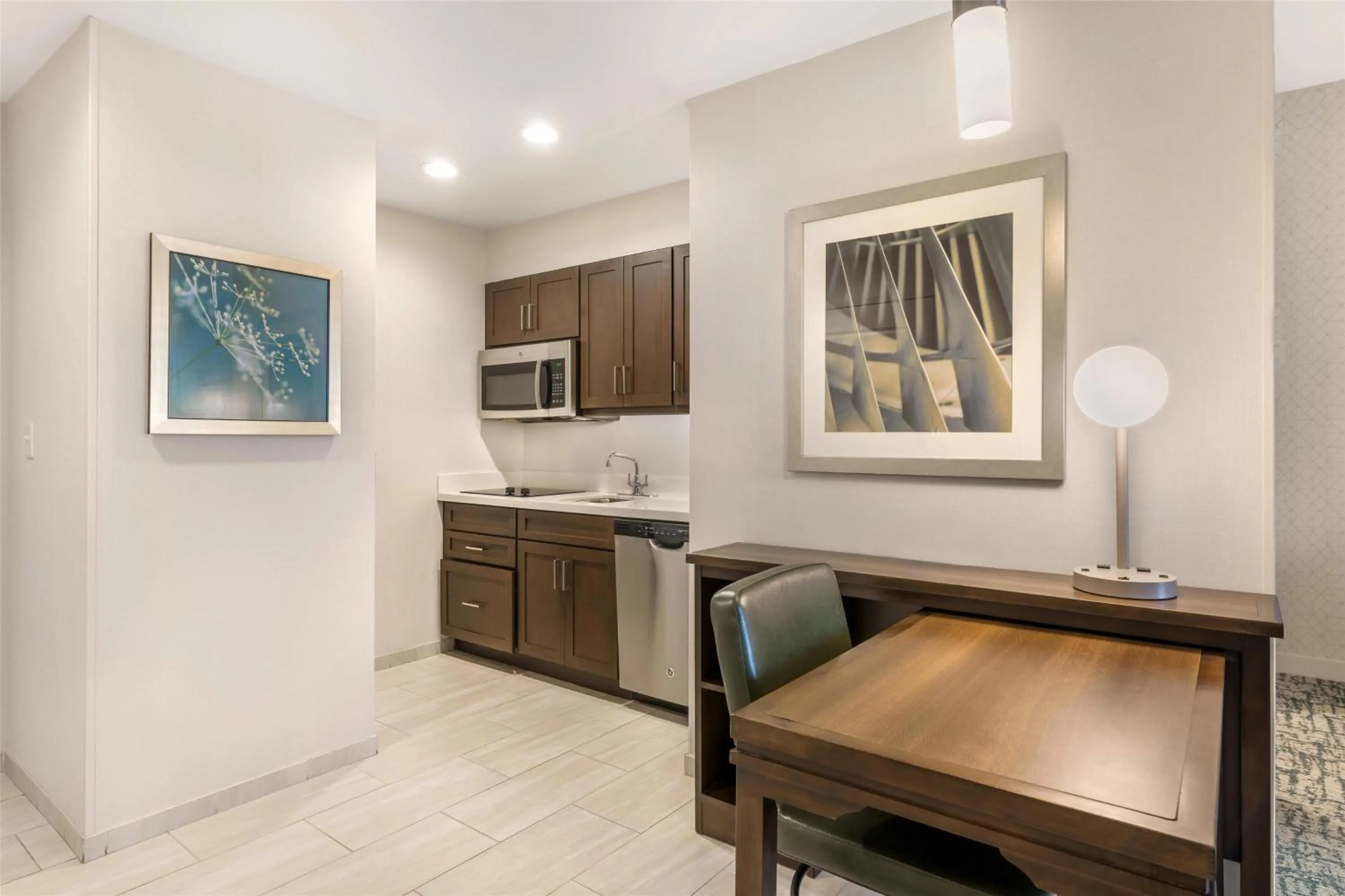 Kitchen or kitchenette in Homewood Suites By Hilton Schenectady