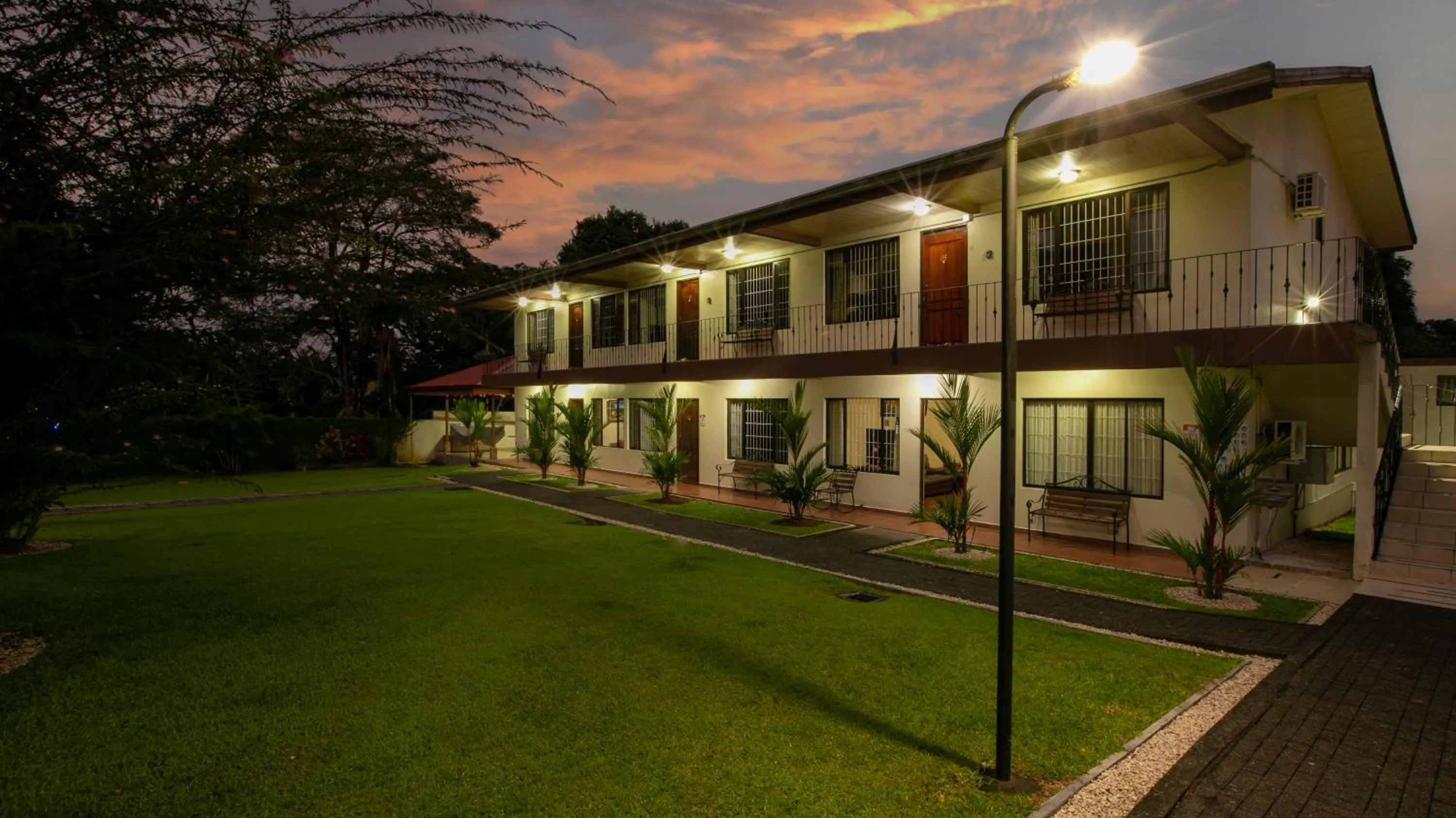 Condo's Vista Al Volcan