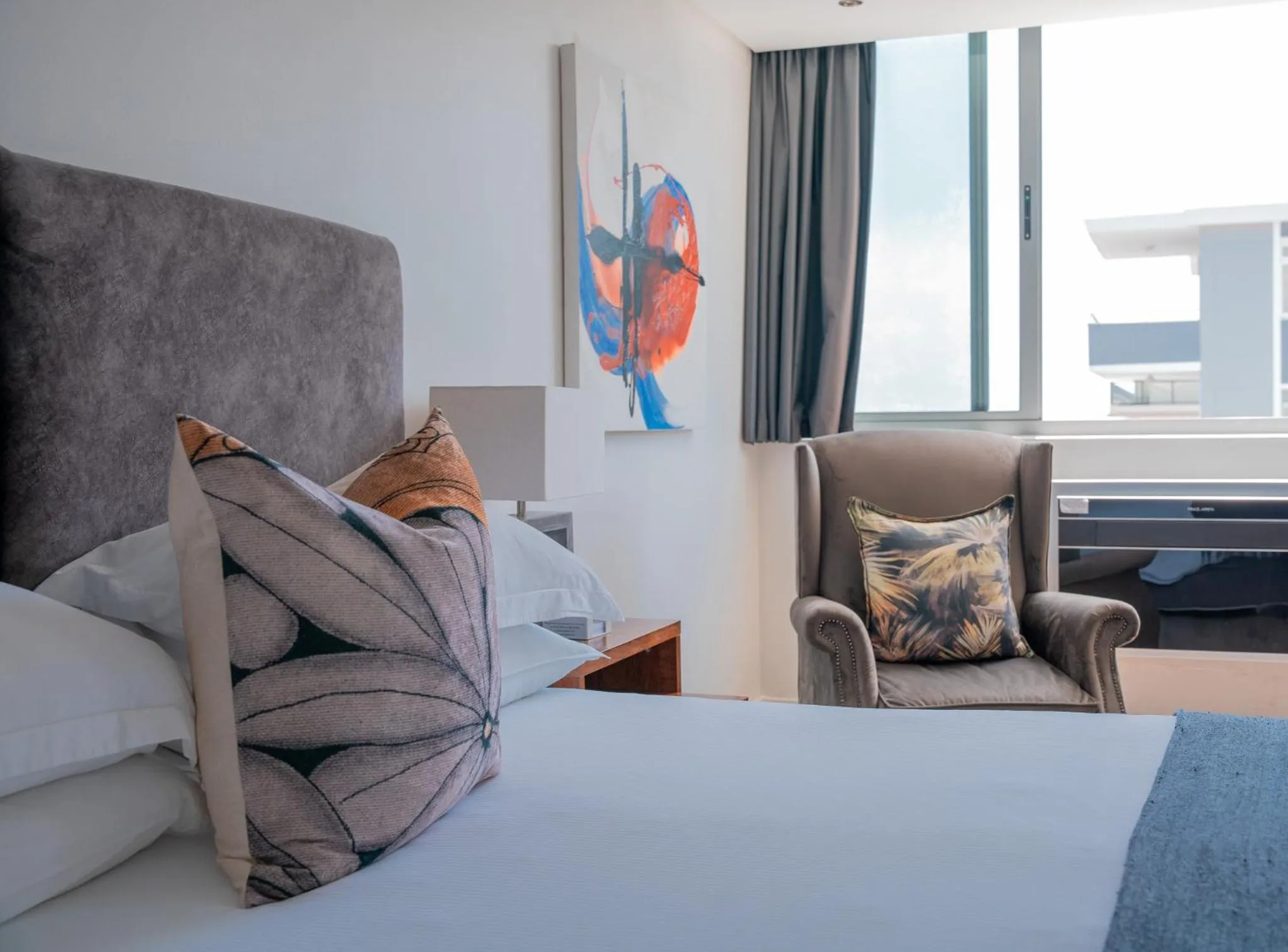 Bed in Newkings Boutique Hotel