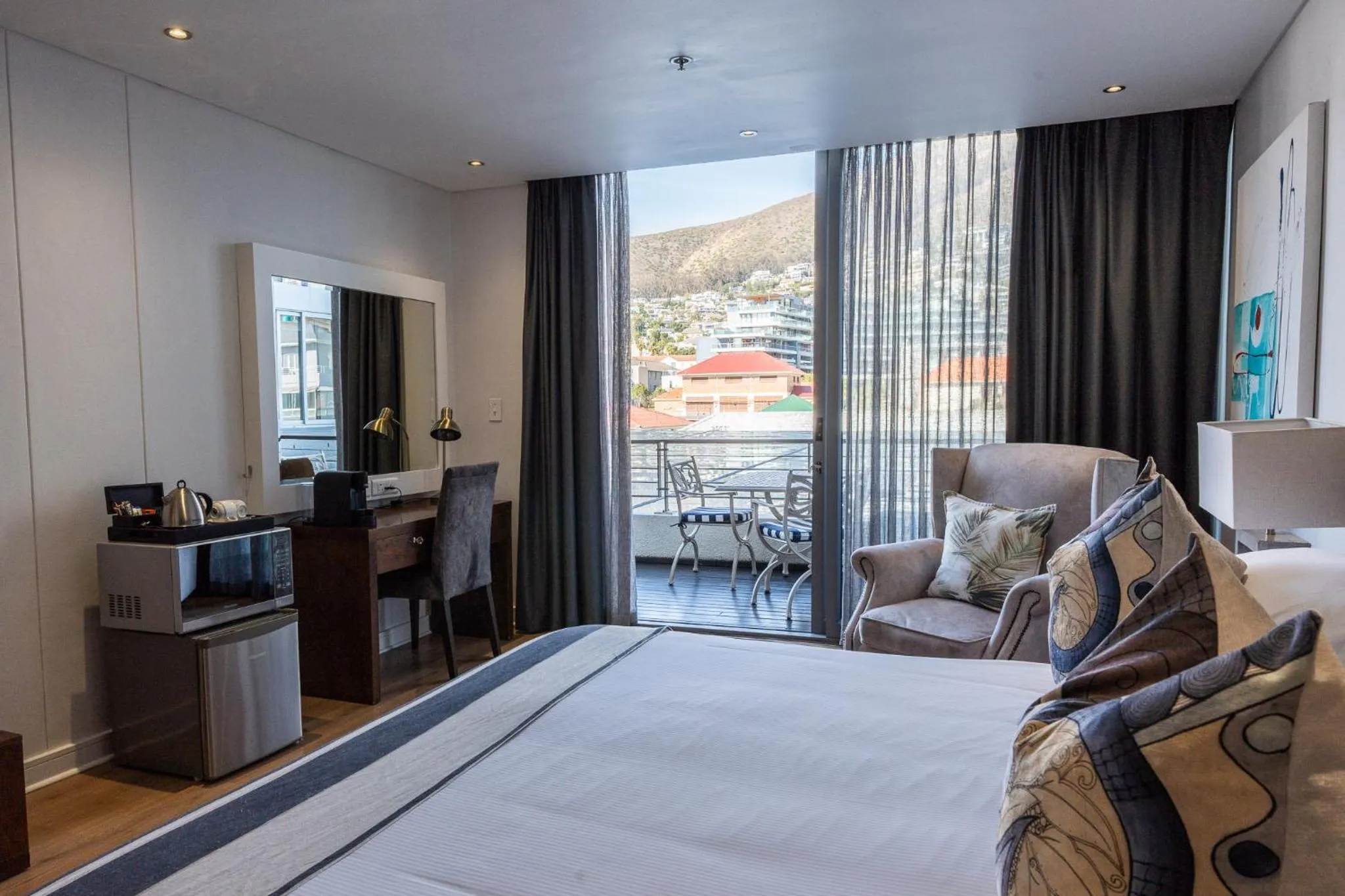 Bed in Newkings Boutique Hotel