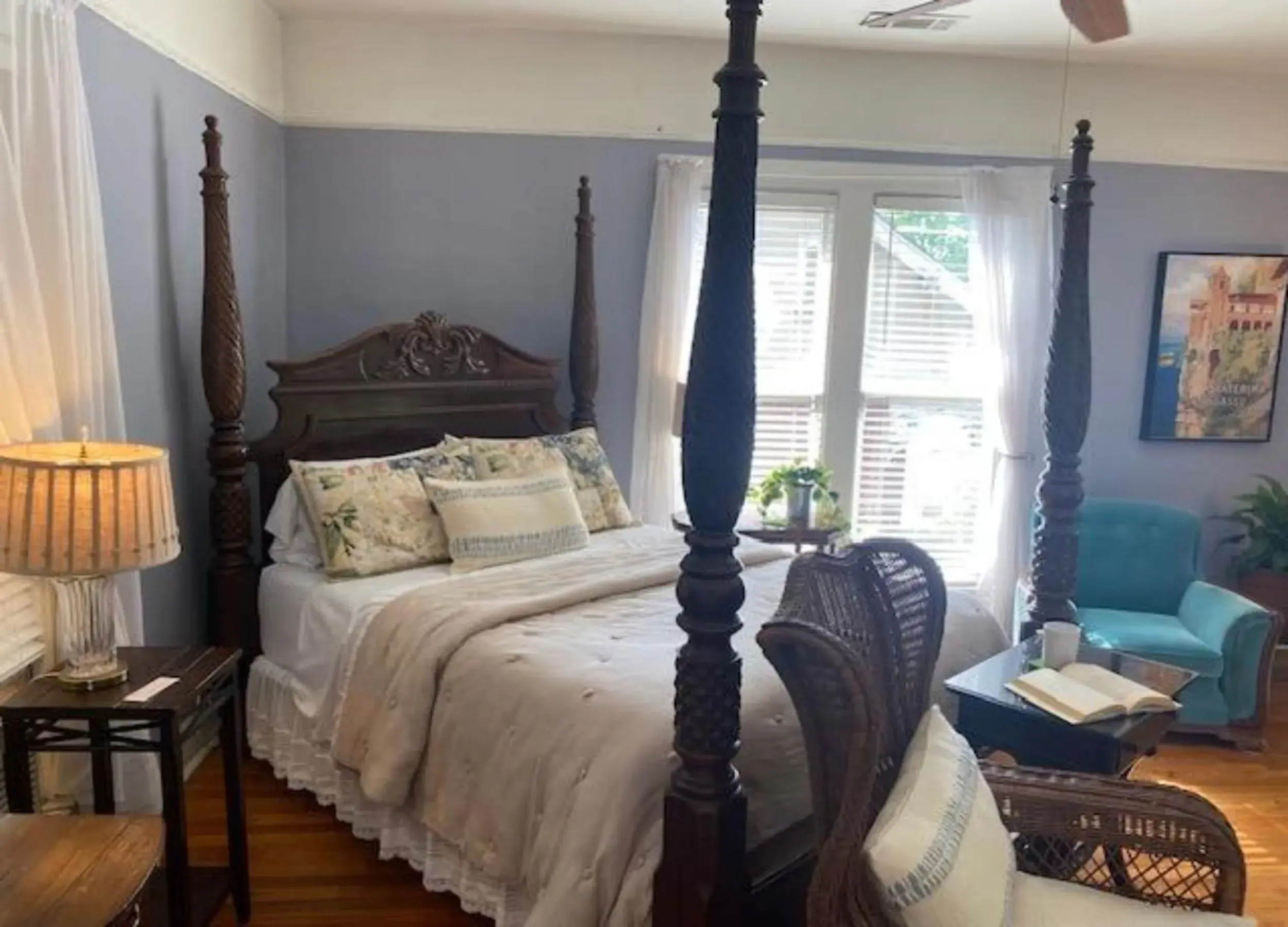 Deluxe Double Room with Bath in Rosemont B&B Cottages Deluxe Double Room with Bath in Rosemont B&B Cottages