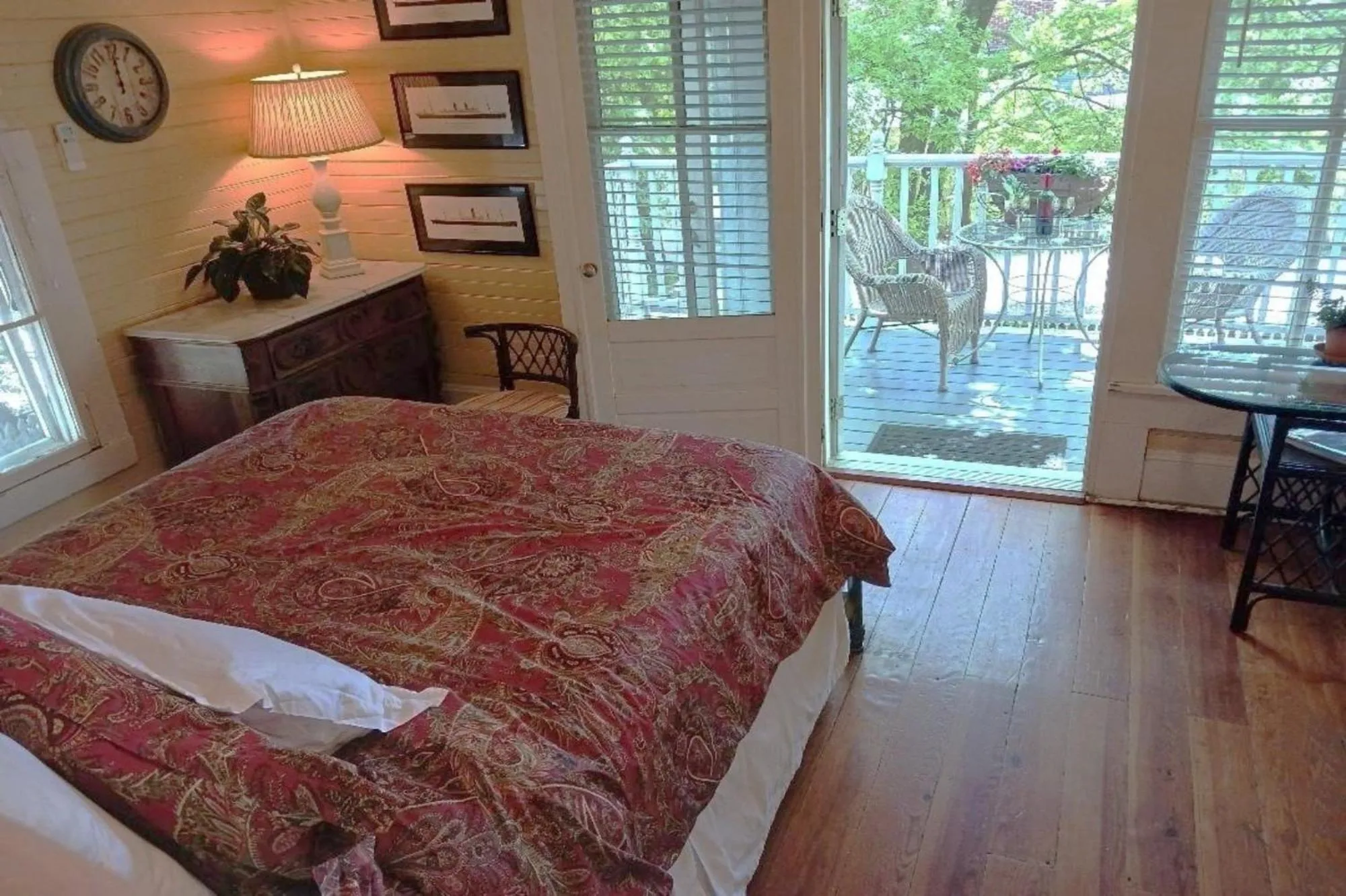 Bedroom, Bed in Rosemont B&B Cottages