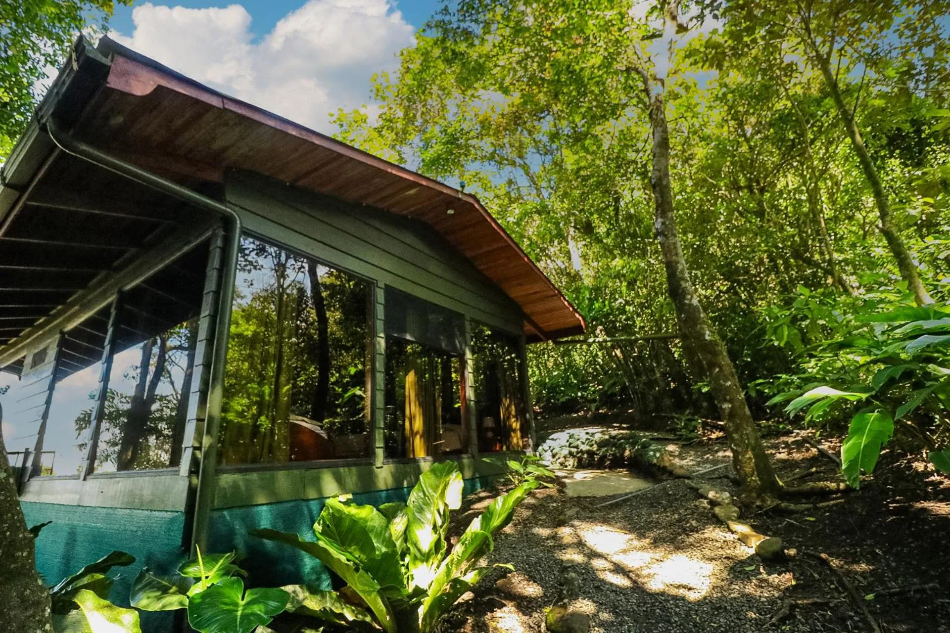 Property building in Hotel Flor de Bromelia