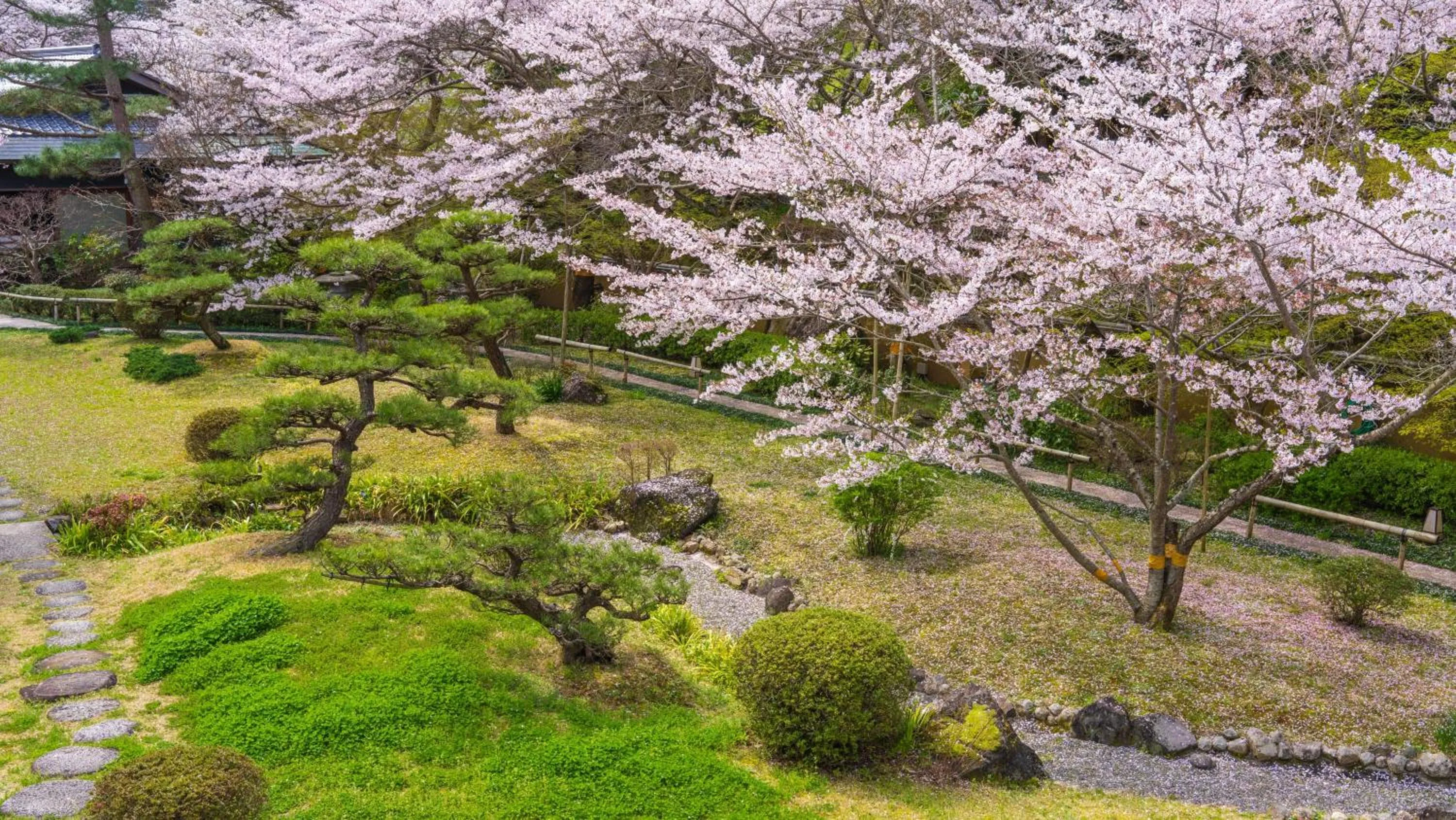 Spring in Oukai Villa Izumi