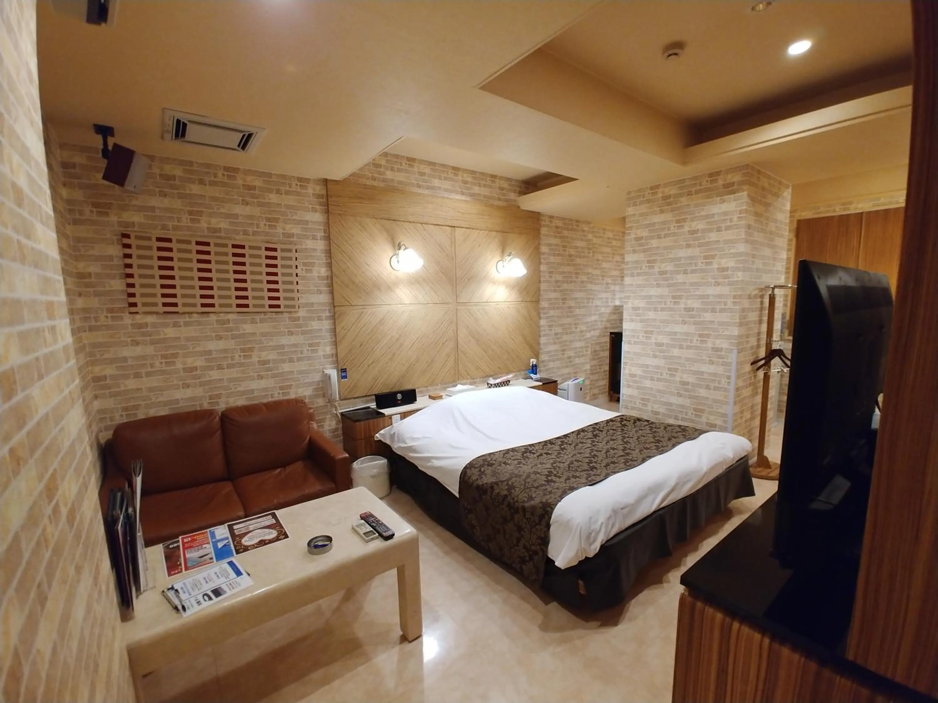 Bed in Hotel Allure (Adult Only)