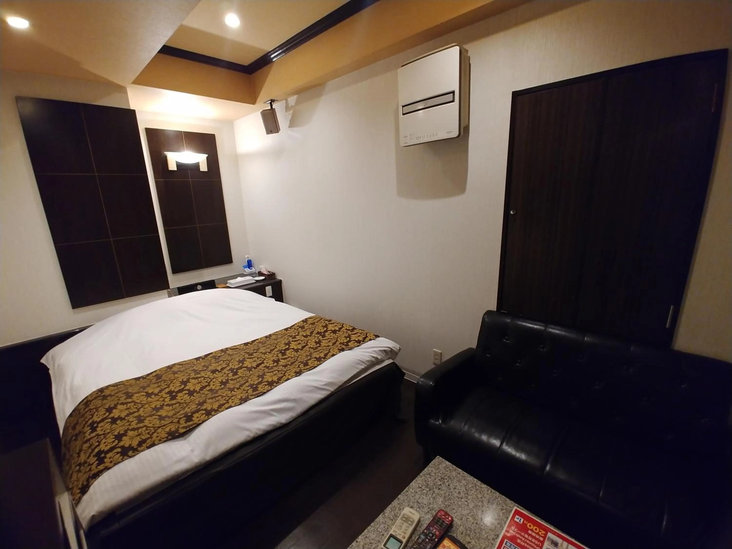 Bed in Hotel Allure (Adult Only)