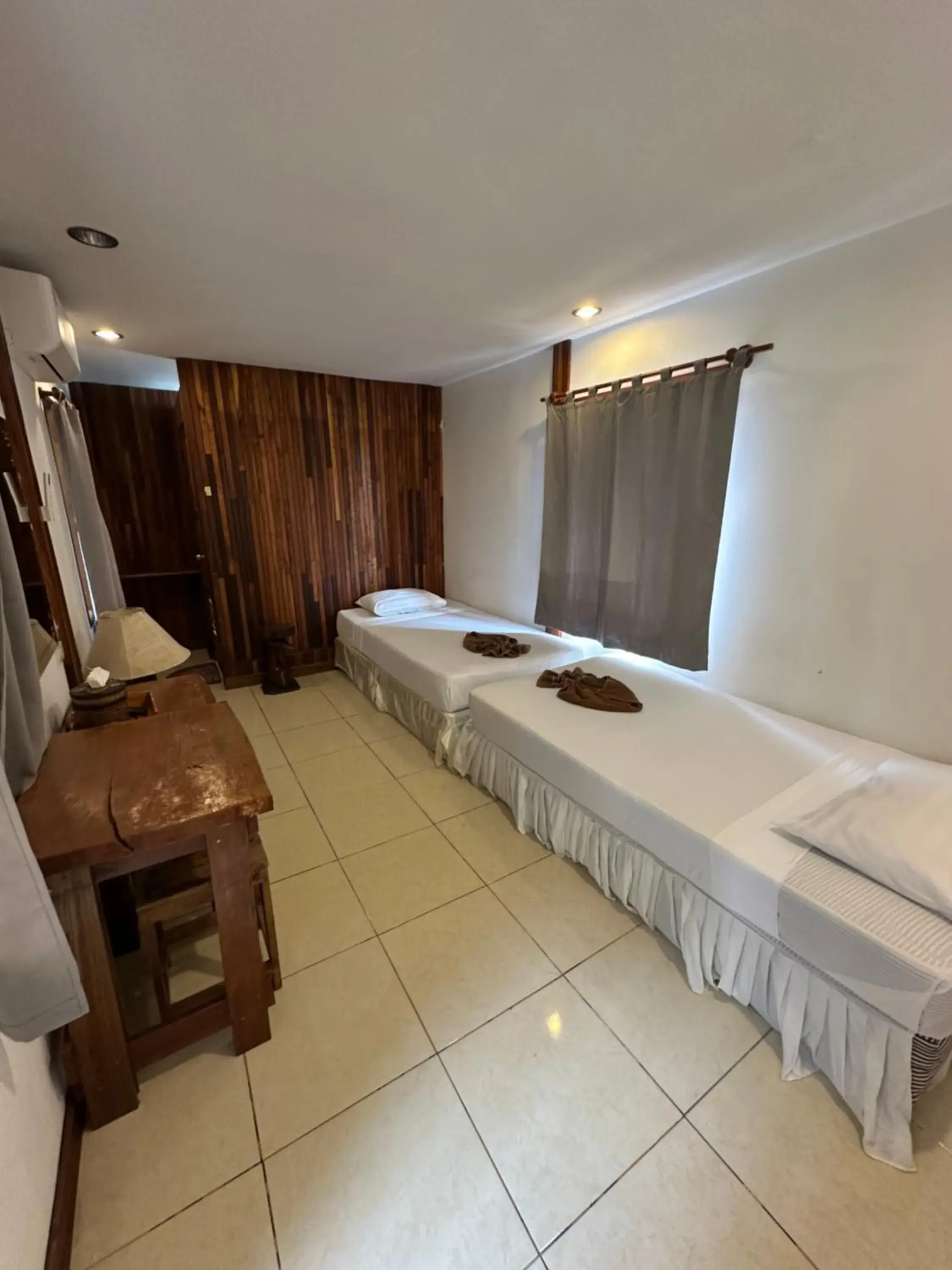 Twin Room in Tropical Garden Bungalow Twin Room in Tropical Garden Bungalow