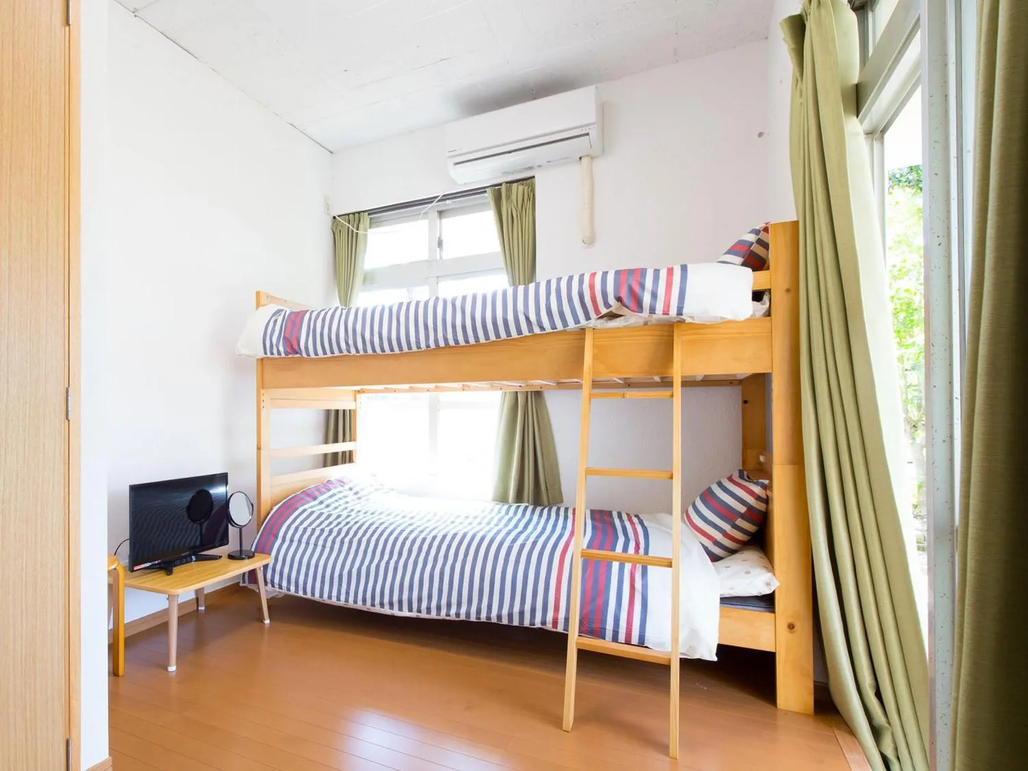 Bed in Sun Green Resort Hotel Ishigaki