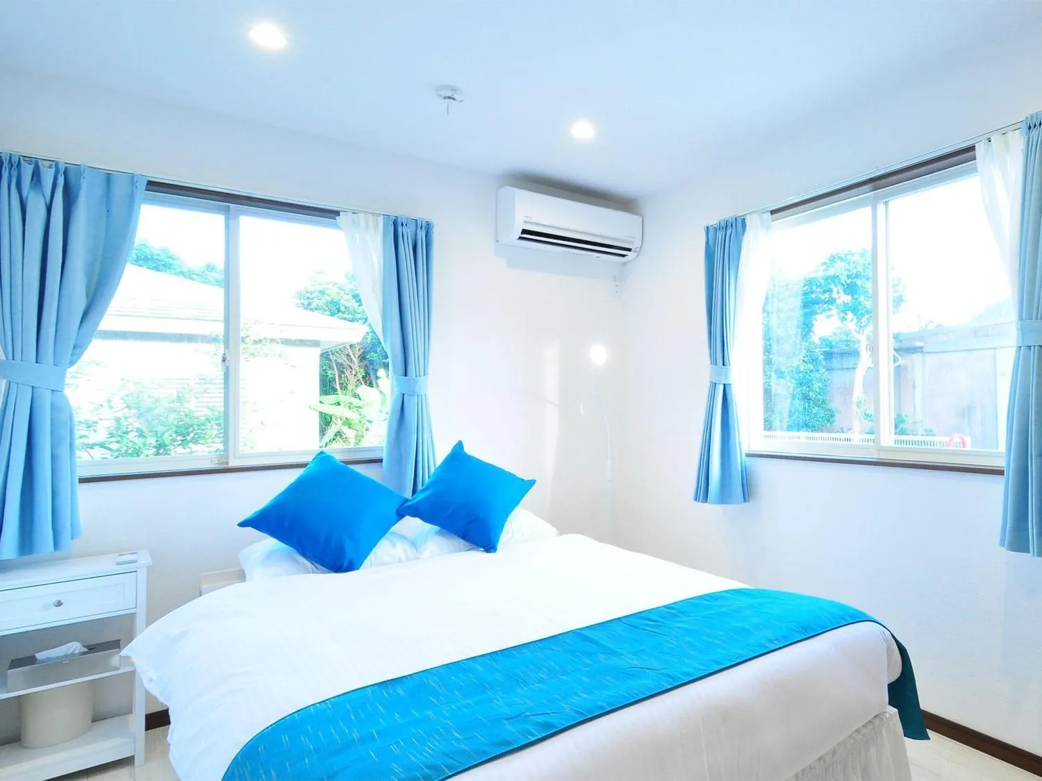 Bed in Sun Green Resort Hotel Ishigaki