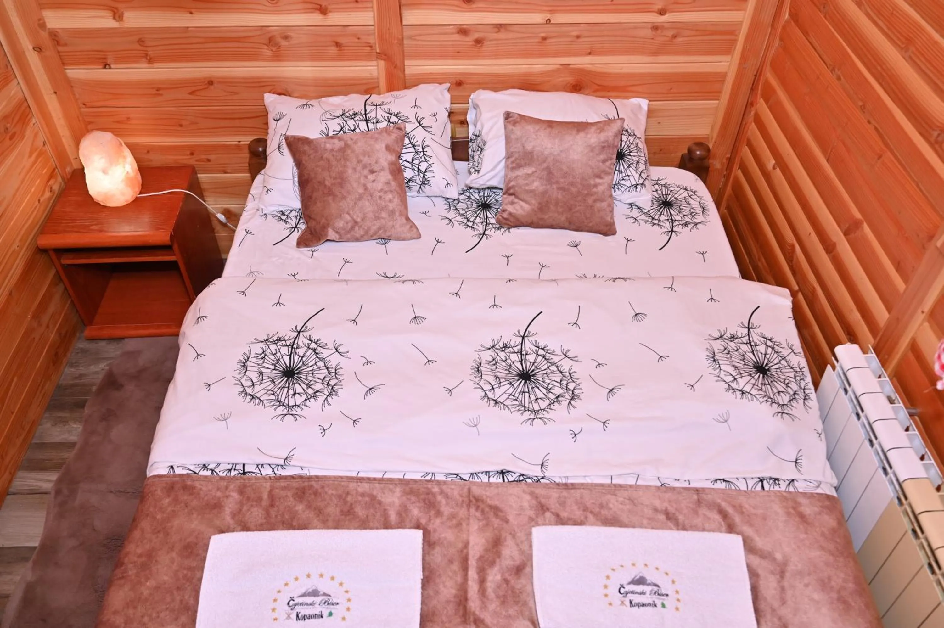 Bed in Apartment Snow Garden