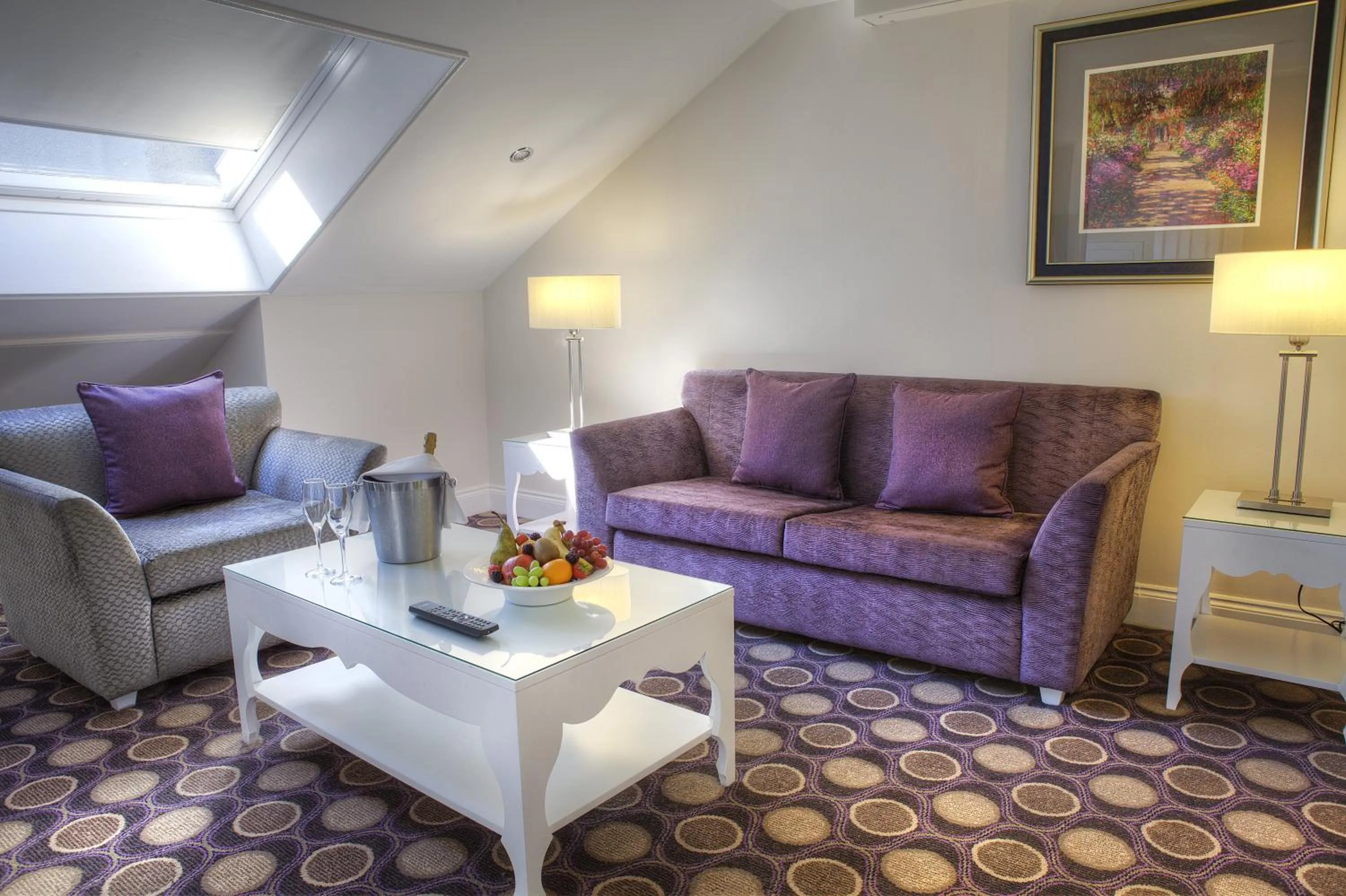 Photo of the whole room in Holiday Inn - Glasgow - City Ctr Theatreland by IHG